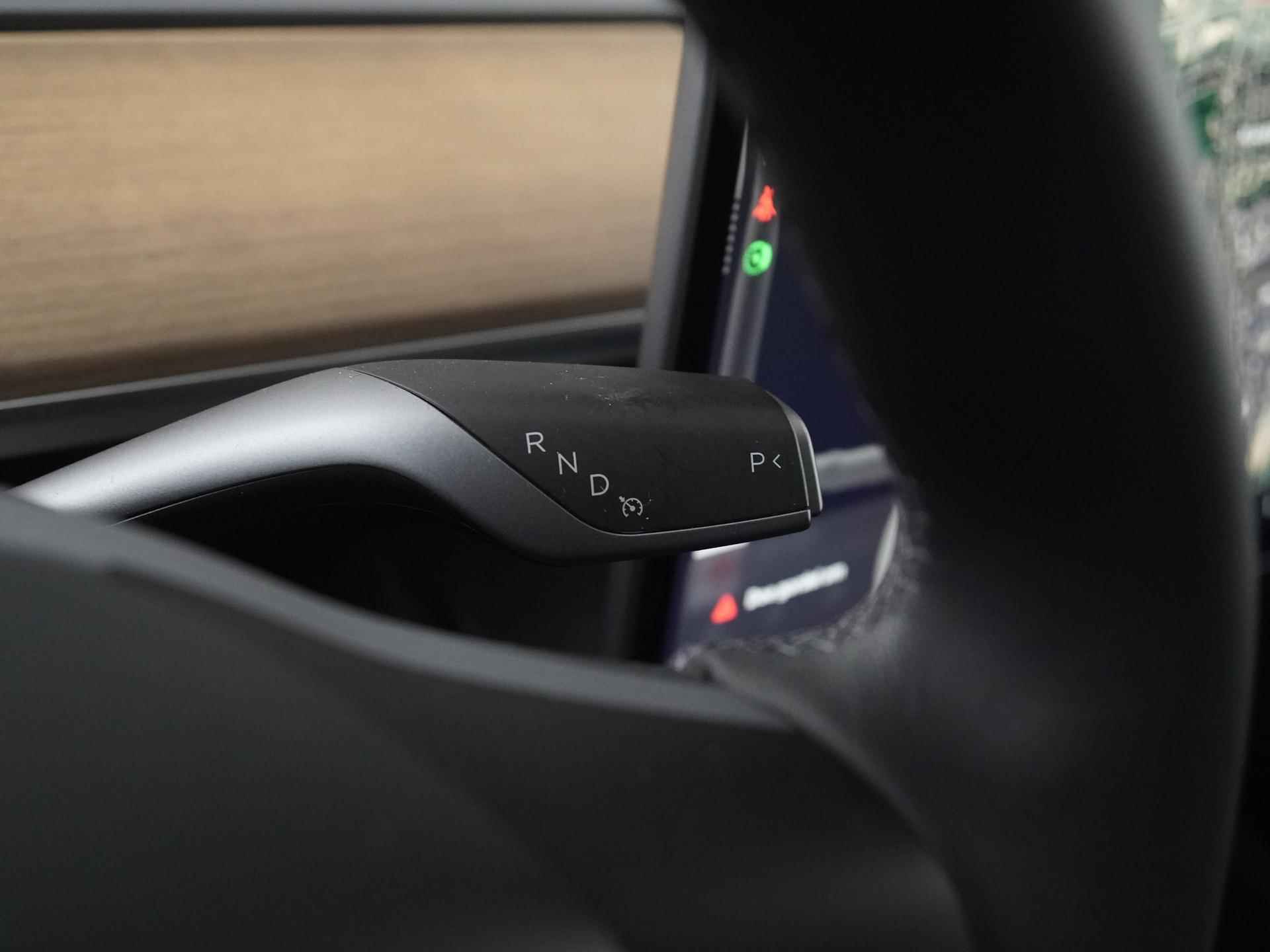 Tesla Model Y Long Range AWD Dual | Camera | Adapt.cruise | Blind spot | Premium audio | Zondag open! - 11/44