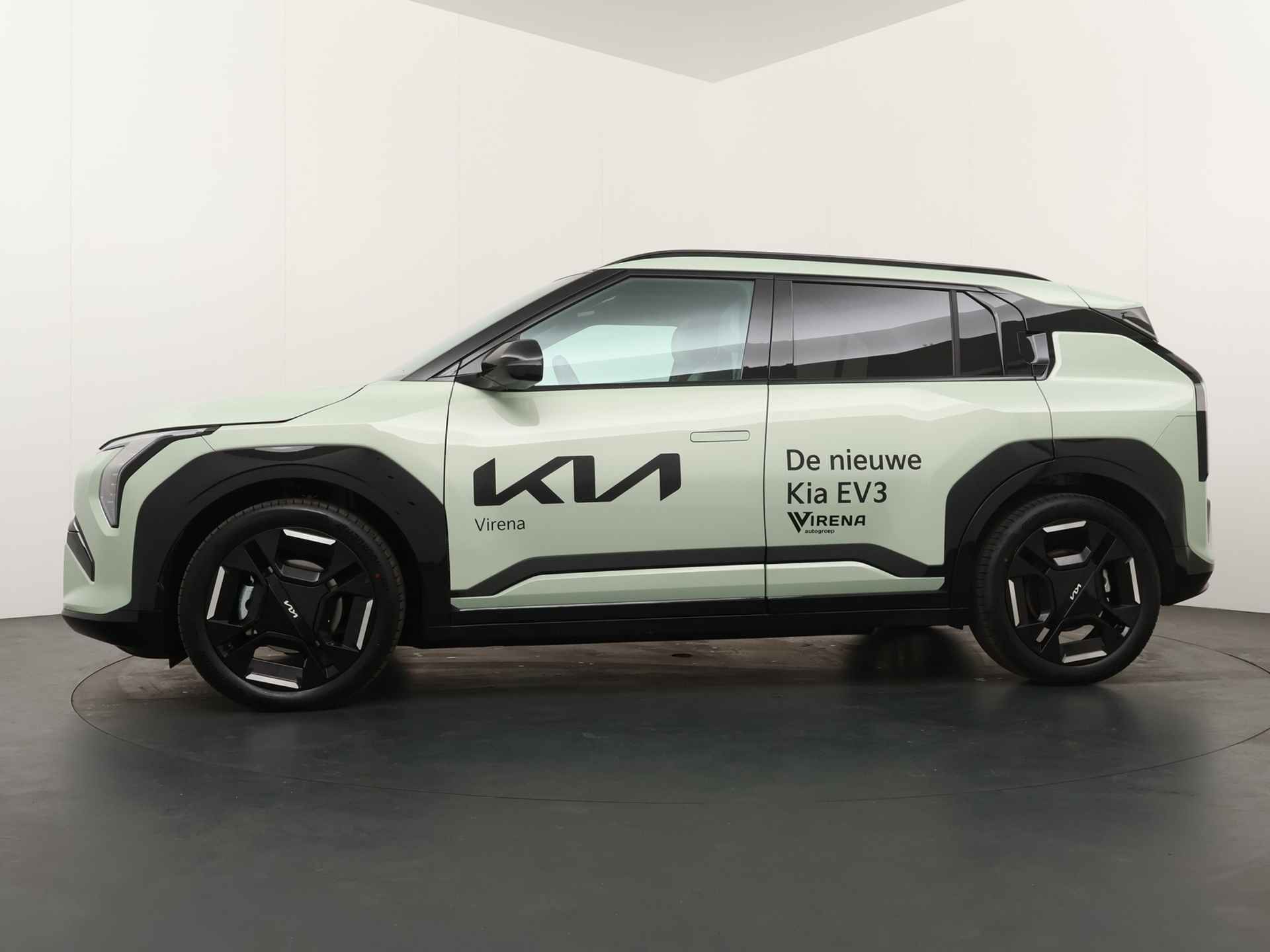 Kia EV3 GT-Line 81.4 kWh - Rijdende Demo - Draadloze Apple CarPlay / Android Auto - Stoel en stuurwiel verwarming - Panoramadak - Harman Kardon Audio - Dodehoek assistent - Fabrieksgarantie tot 11-2031 - 3/49