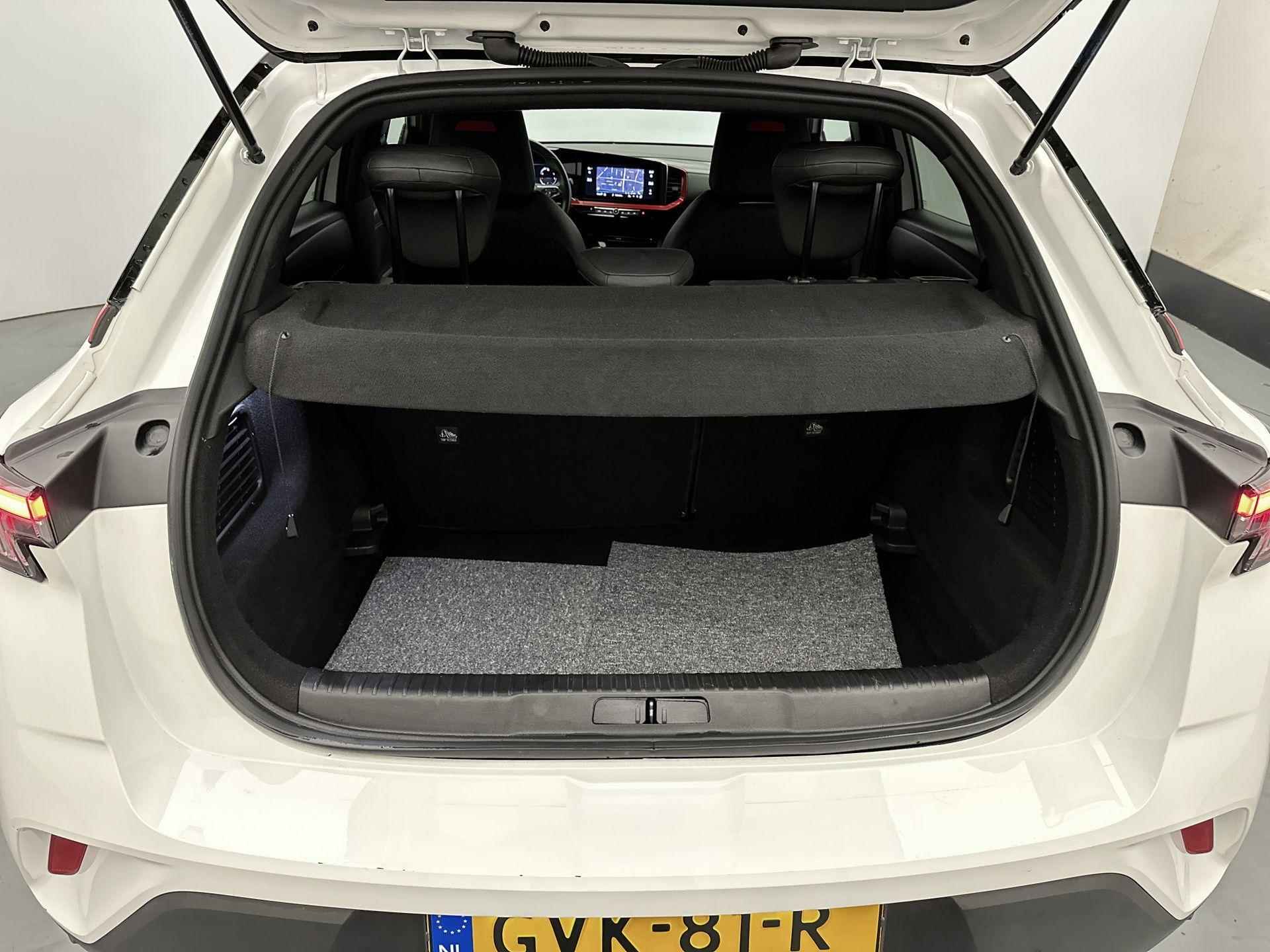 Opel Mokka SUV GS Line 130 pk Automaat | Navigatie | Achteruitrijcamera | Parkeersensoren Voor en Achter | Voorstoelen Verwarmd | LED Koplampen | Climate Control | Adaptieve Cruise Control | 18" Lichtmetalen Velgen | Apple Carplay/Android Auto | - 16/38