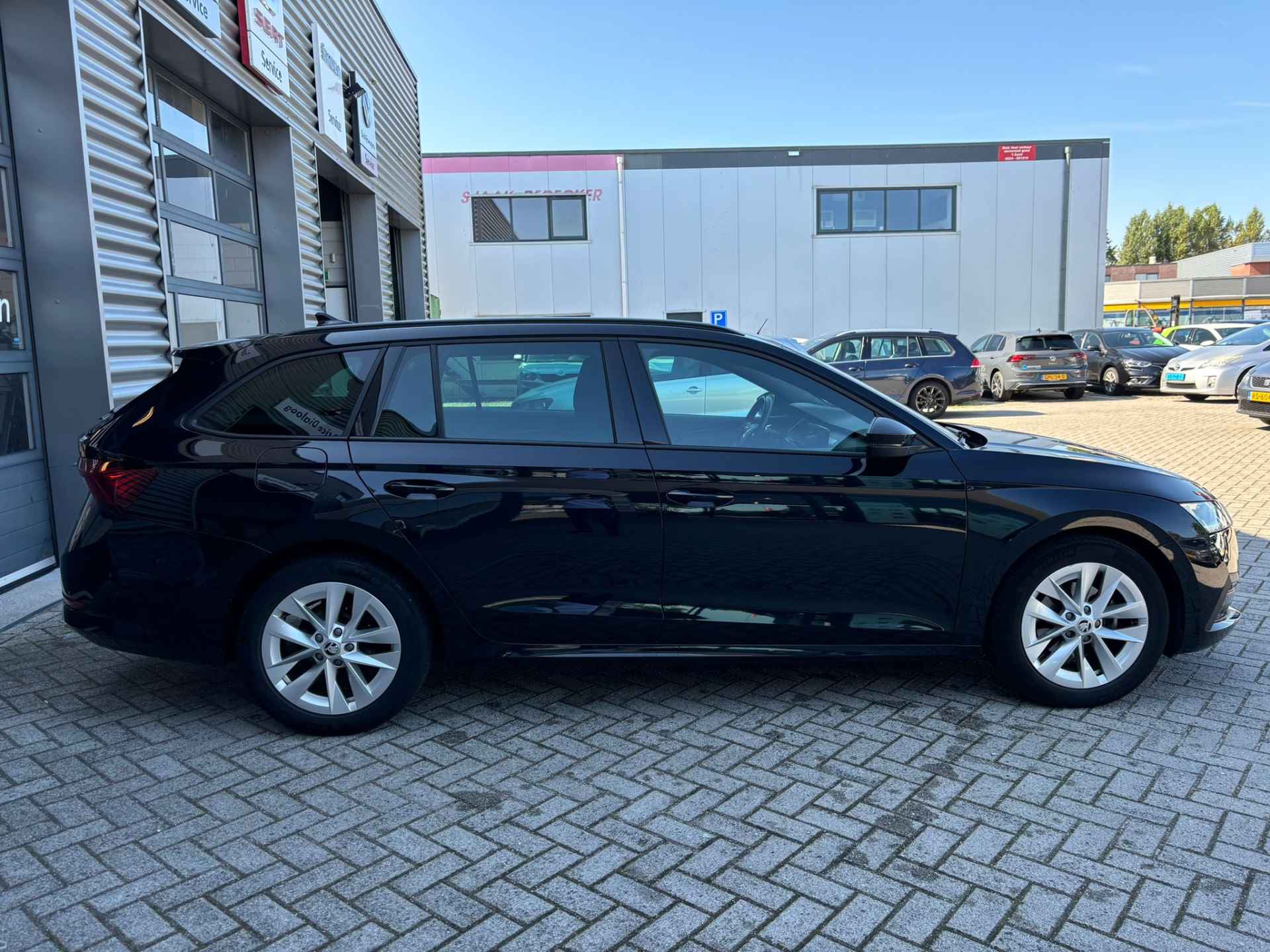 Škoda Octavia Combi 1.0 e-TSI 110 pk Sport Business 7-DSG - 6/34