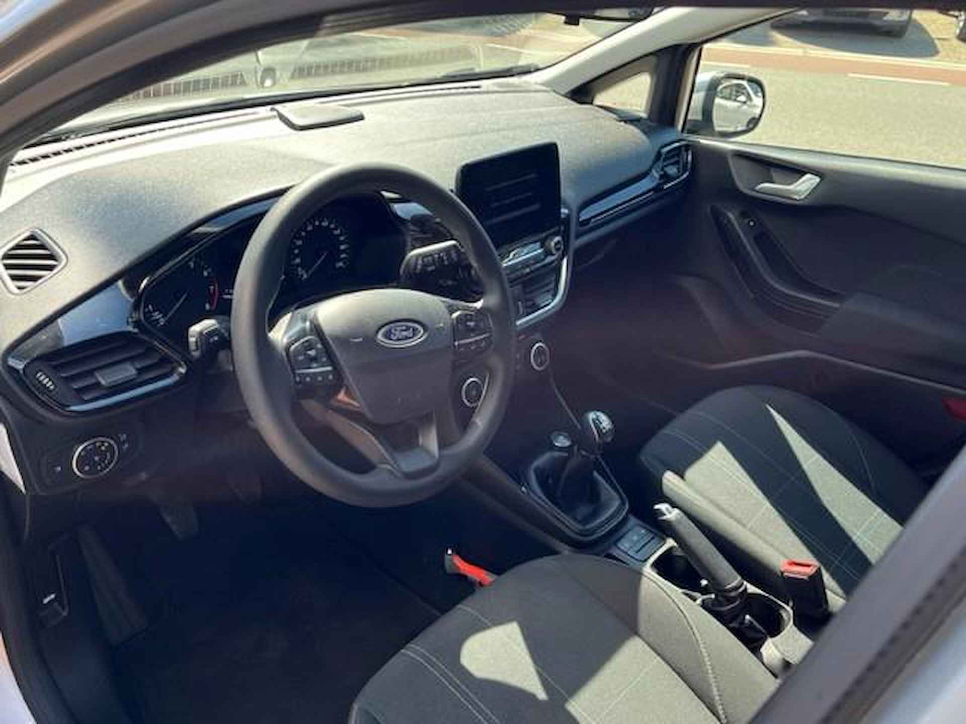 Ford Fiesta 1.1 Trend Full map navigatie! - 9/18