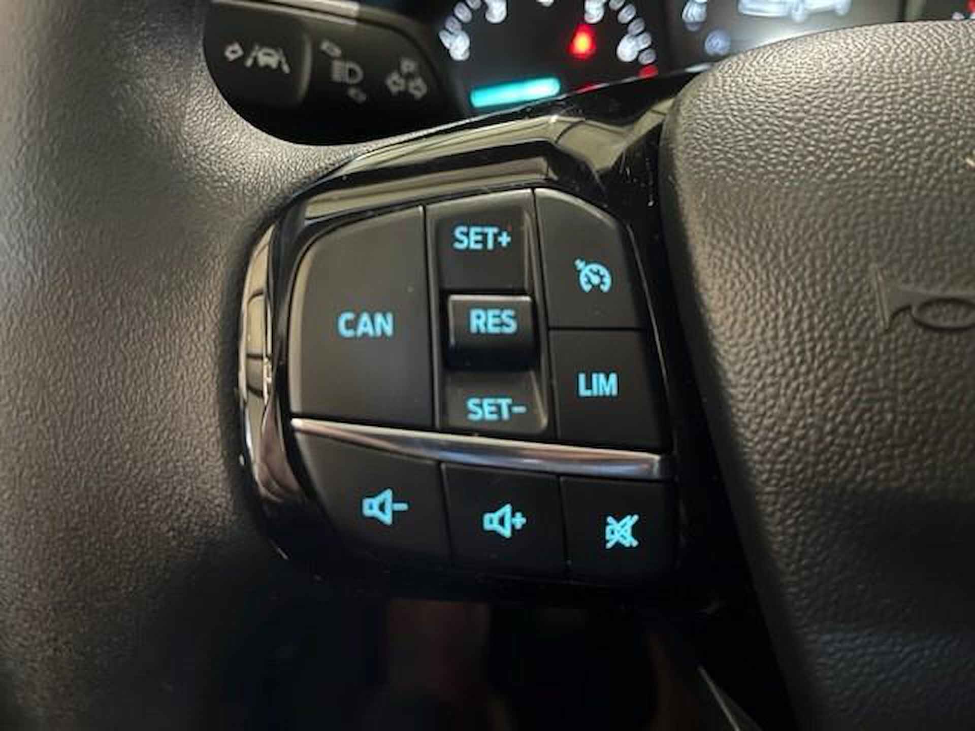 Ford Fiesta 1.1 Trend Full map navigatie! - 11/18