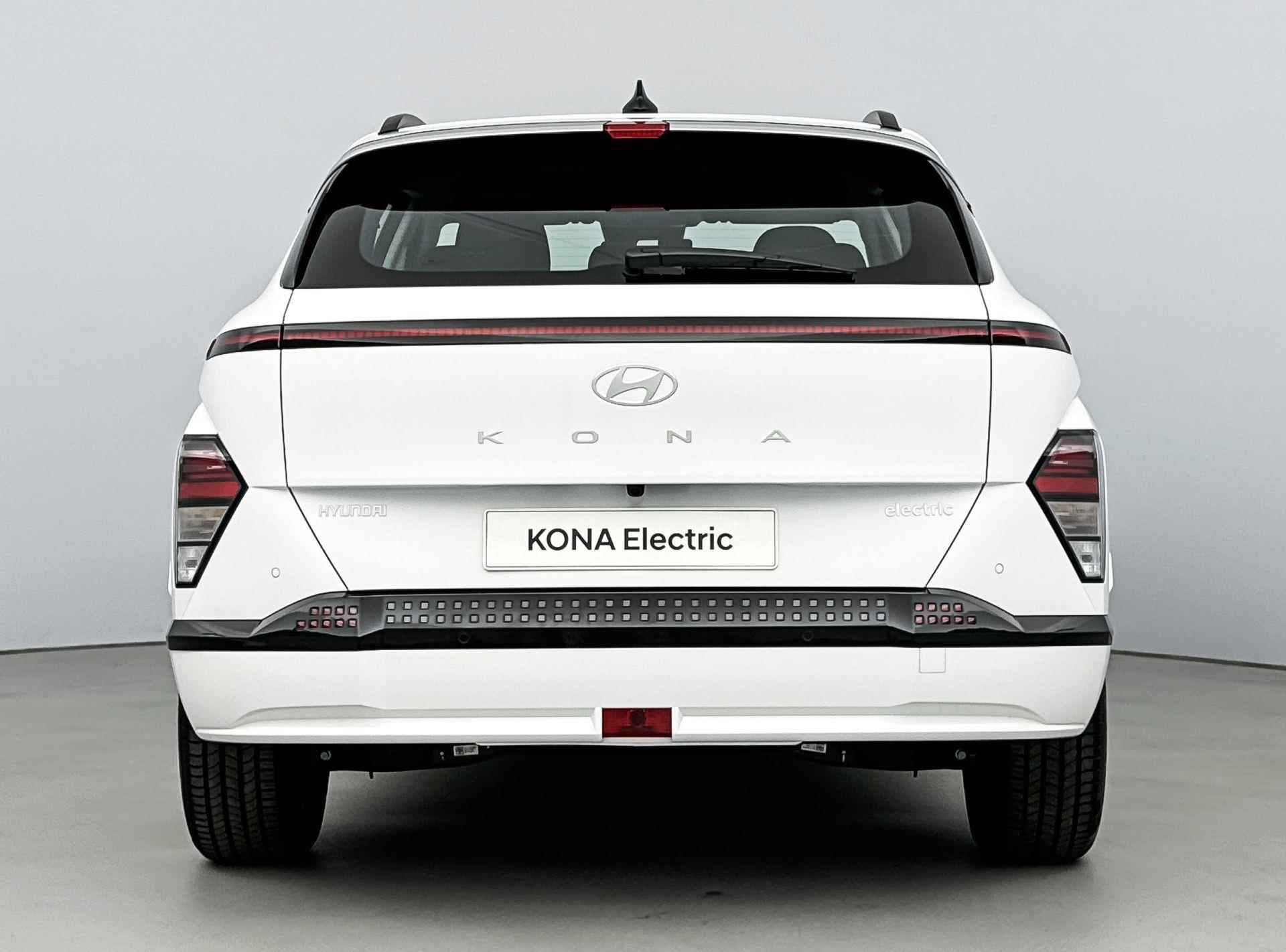 Hyundai Kona Electric Comfort 65.4 kWh | 514km Actieradius! | Bluelink app | Navigatie | Camera | Adaptive cruise control | - 7/26