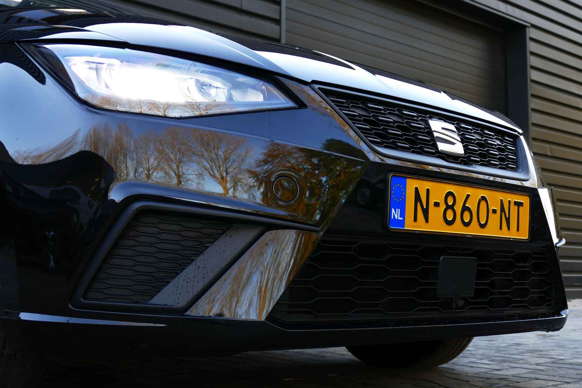 SEAT Ibiza 1.0 ECOTSI 95PK 5-DRS STYLE / NAVI / LED / CLIMA / PDC / 15"LMV / BLUETOOTH / CRUISECONTROL / 1E EIGENAAR / NIEUWSTAAT !! - 8/24