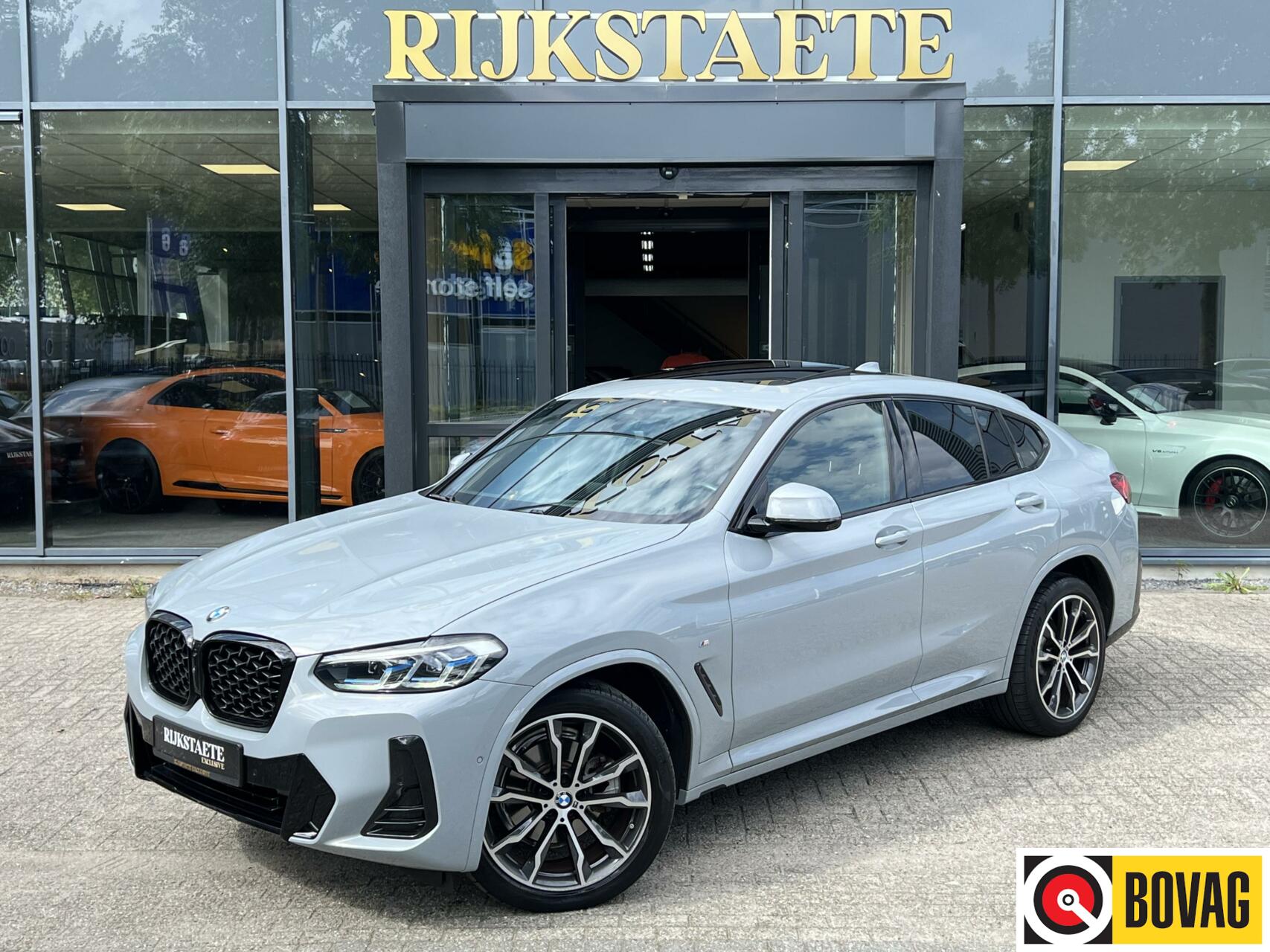 BMW X4 xDrive20i High Executive|PANO|M-SPORT|20''|360°