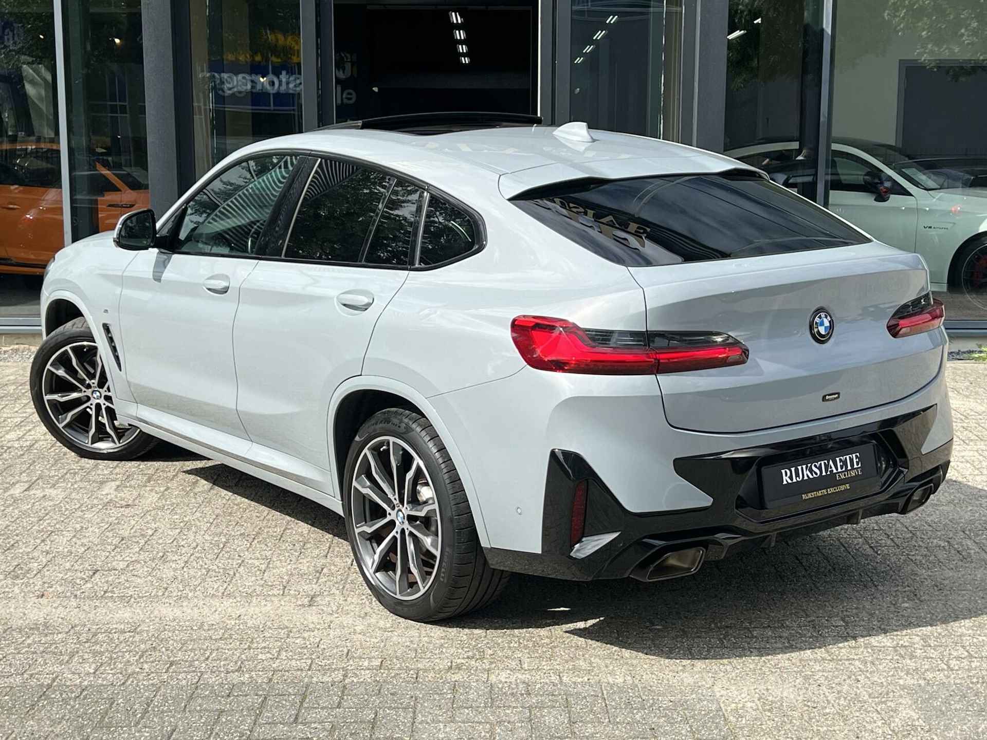 BMW X4 xDrive20i High Executive|PANO|M-SPORT|20''|360° - 6/39