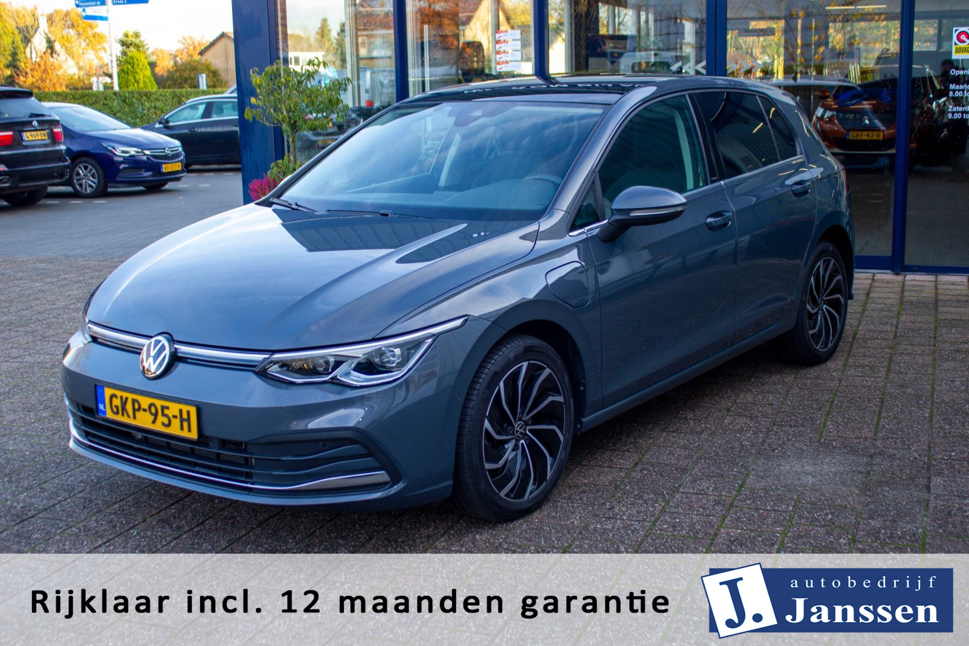 Volkswagen Golf 1.4 eHybrid Style | Prijs rijklaar incl. 12 mnd garantie | IQ Light Memory stoel Schuifkantel dak Stoelverw Lmv