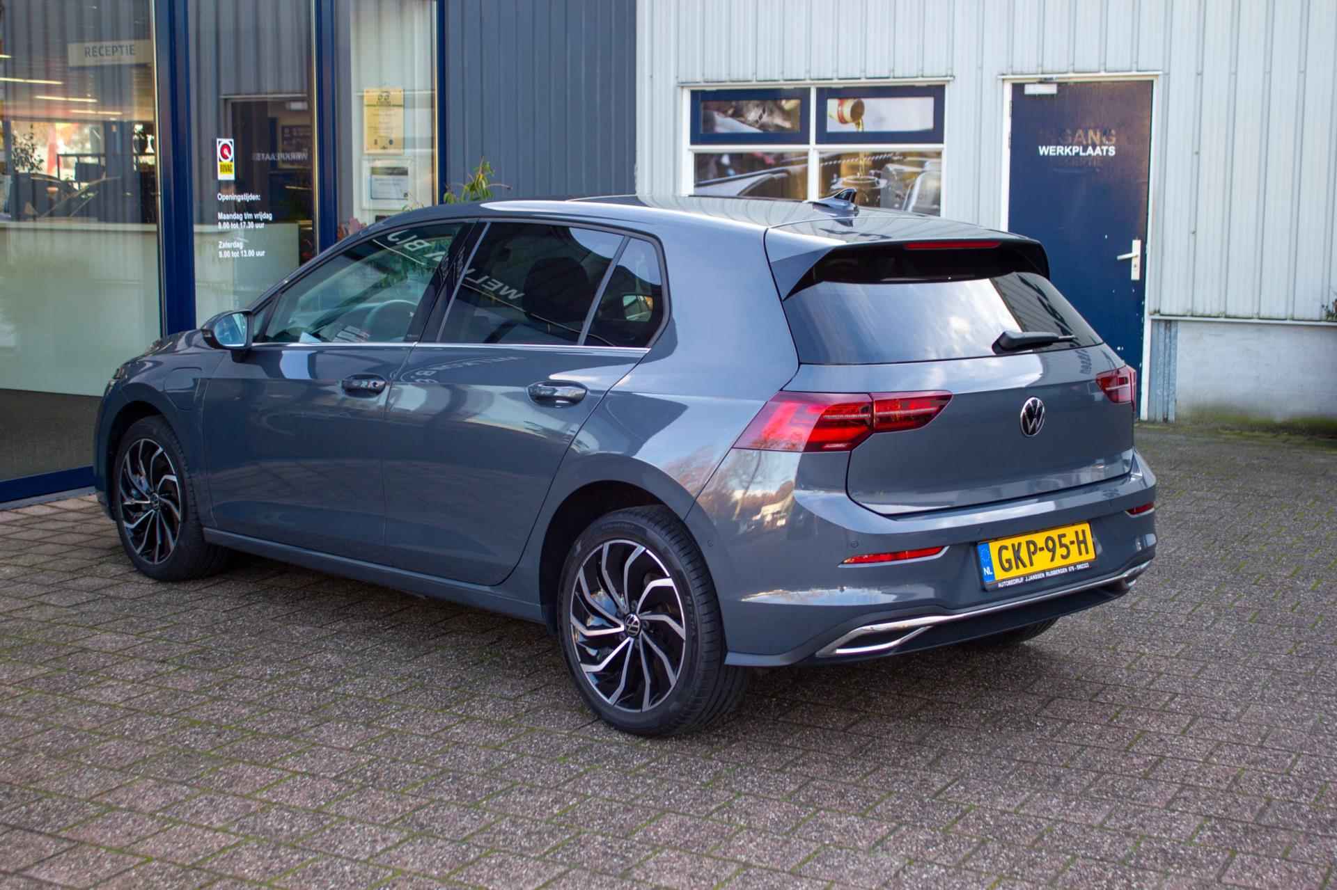 Volkswagen Golf 1.4 eHybrid Style | Prijs rijklaar incl. 12 mnd garantie | IQ Light Memory stoel Schuifkantel dak Stoelverw Lmv - 10/59