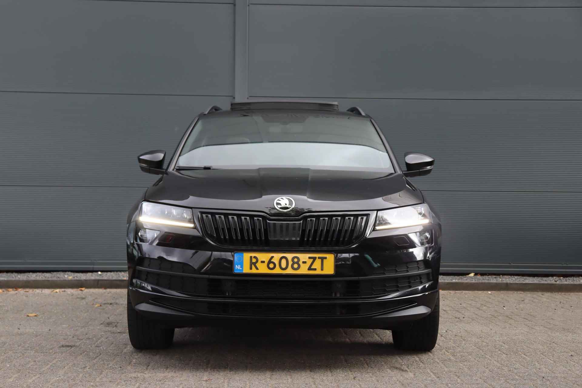 Skoda Karoq 1.5 TSI ACT Style / Winterpakket / Pano / Camera / - 2/40