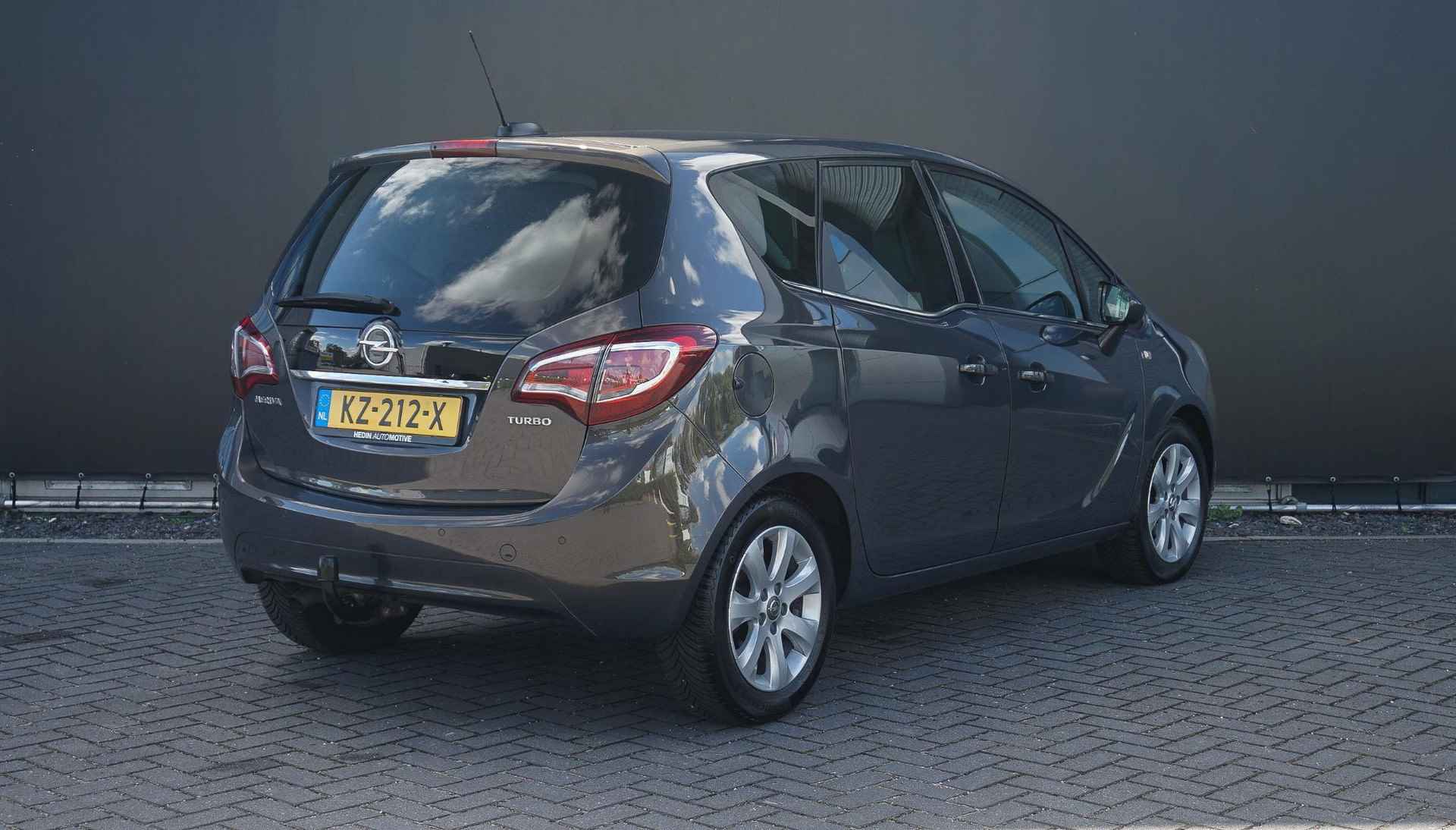 Opel Meriva 1.4 Turbo 120PK Blitz | Navi | Camera | Lederen AGR-stoelen | Stoel/stuurverw. | Privacyglas | PDC V+A | LMV 16 inch  | Trekhaak - 2/26