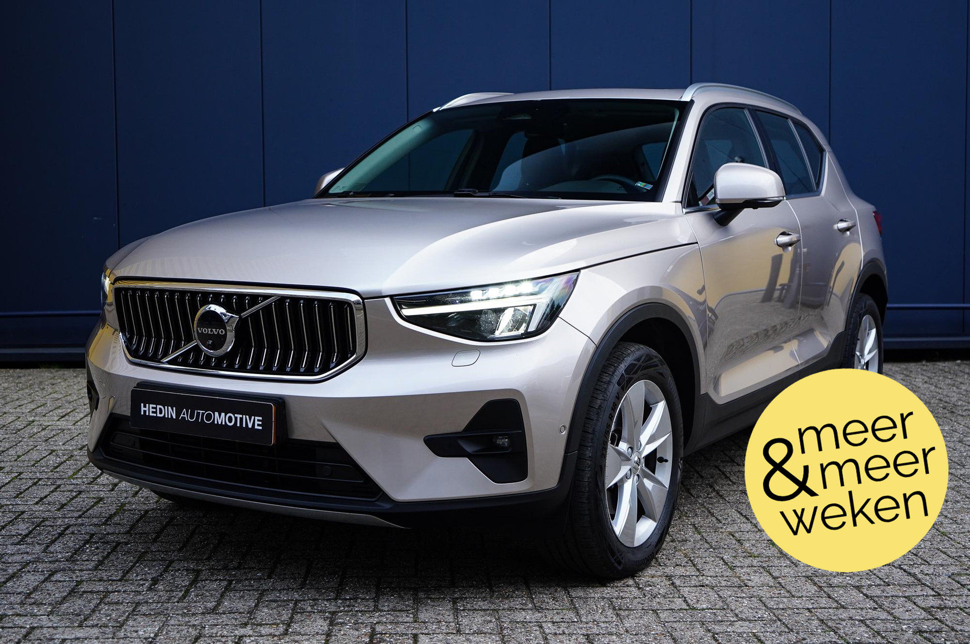 Volvo XC40 2.0 B3 Plus Bright | Trekhaak | Panoramadak | Harman/kardon audio | 360 graden camera