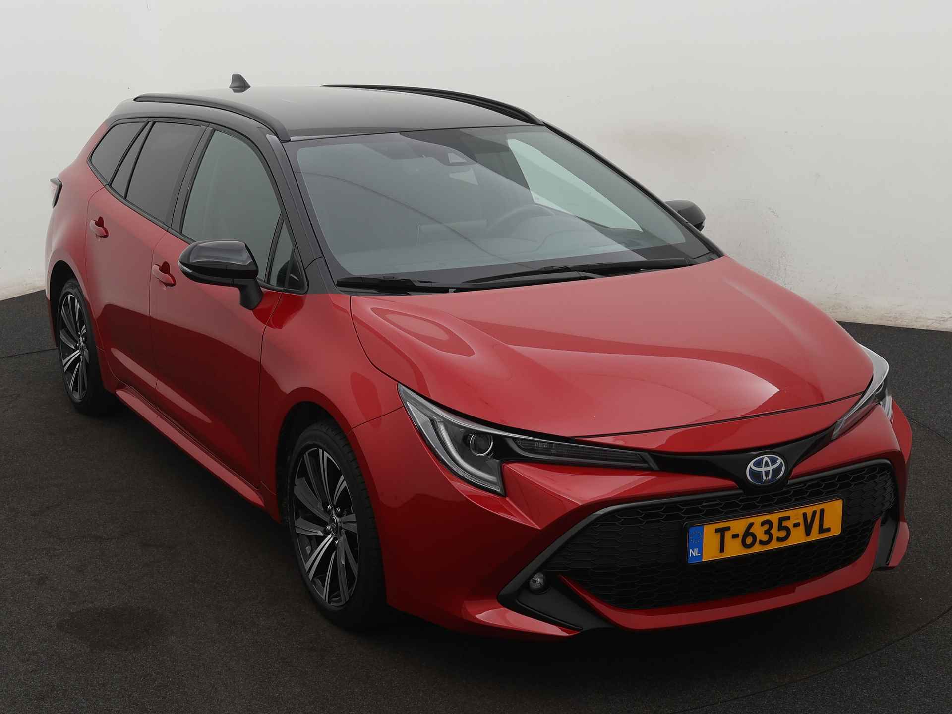 Toyota Corolla Touring Sports 1.8 Hybrid Style Bi-Tone Limited | Winter Pack | Navigatie | - 29/44