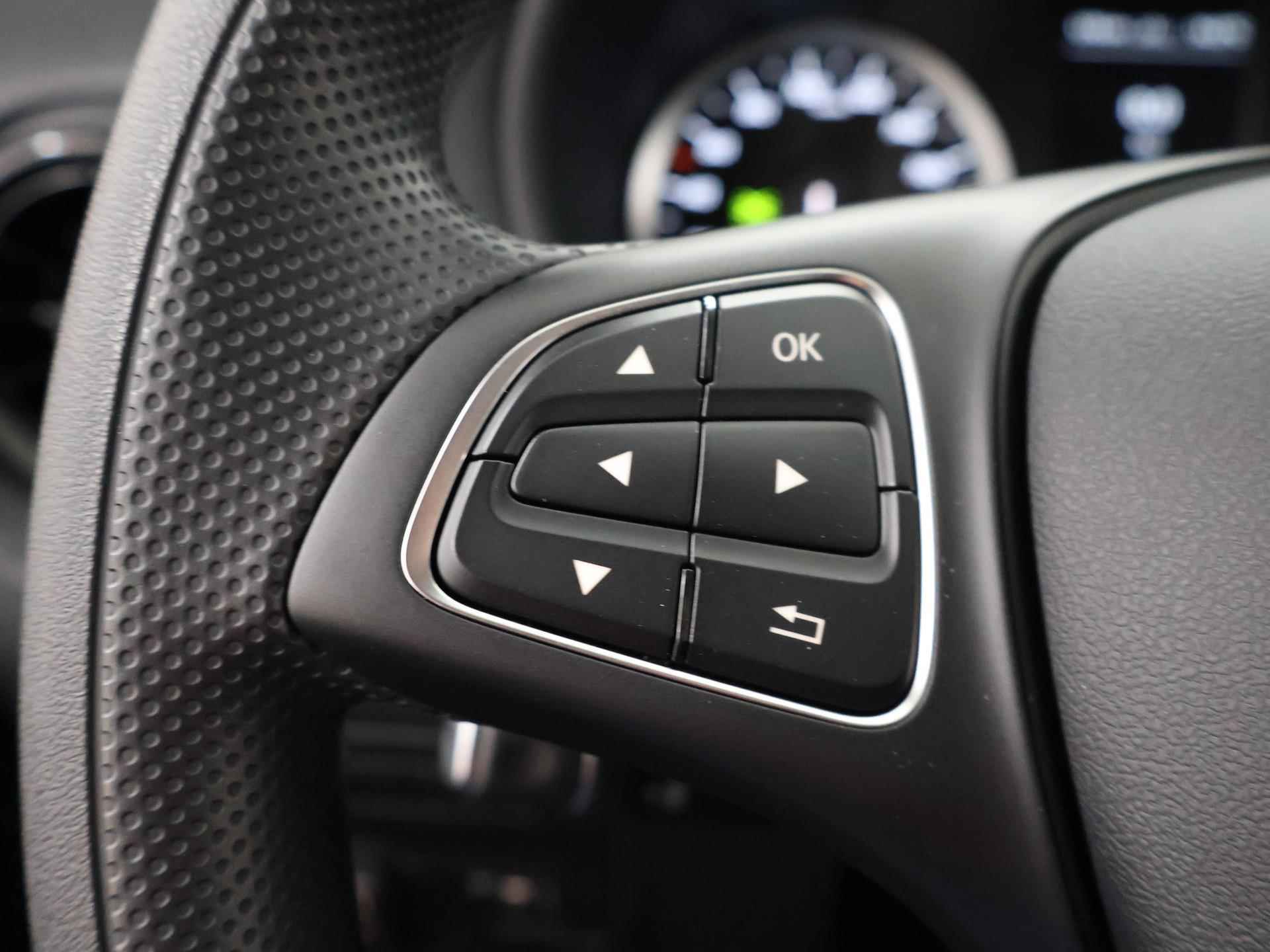 Mercedes-Benz eVito Lang 66 kWh Airconditioning | Navigatie | Stoelverwarming | DAB/Carplay/Usb | Achteruitrij camera | Cruise Control | Certified - 24/37