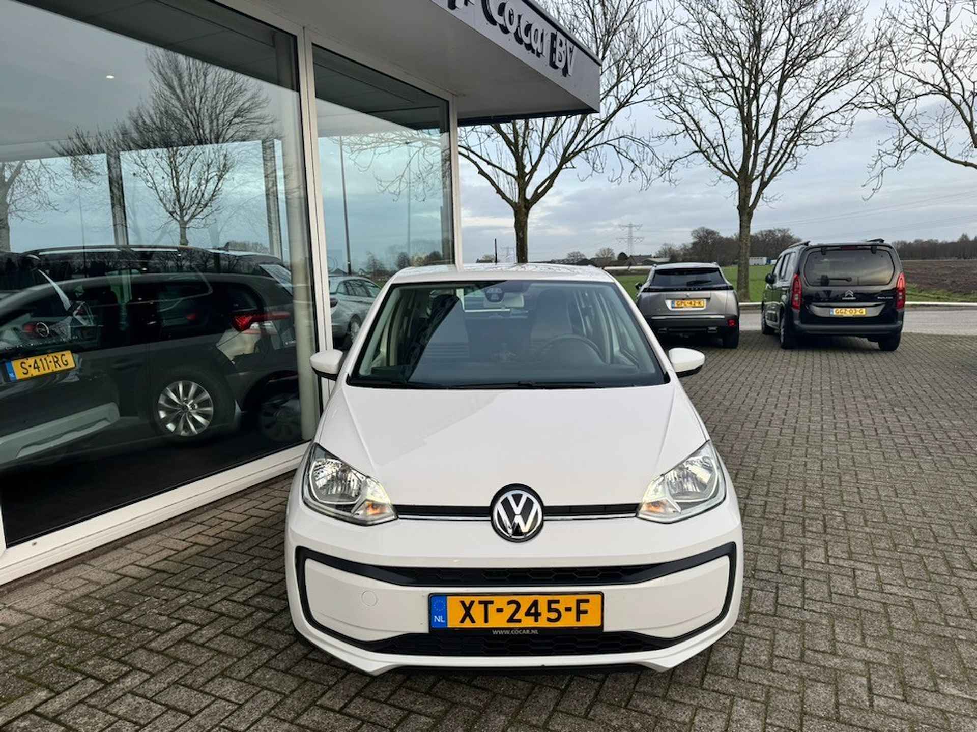 VOLKSWAGEN Up 1.0 BMT MOVE UP! ALL IN PRIJS 12 MAANDEN BOVAG GARANTIE - 2/19