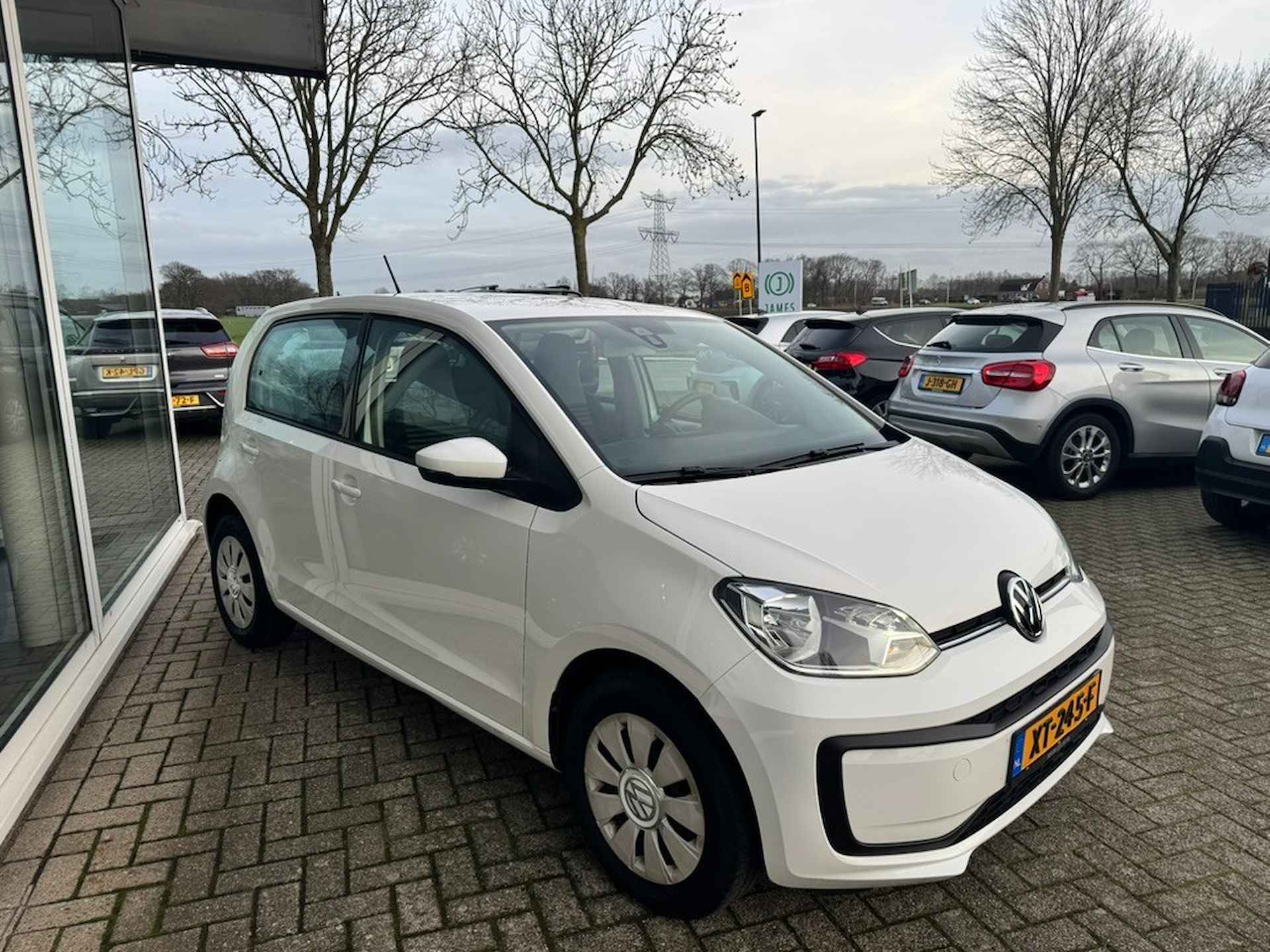 VOLKSWAGEN Up 1.0 BMT MOVE UP! ALL IN PRIJS 12 MAANDEN BOVAG GARANTIE - 3/19