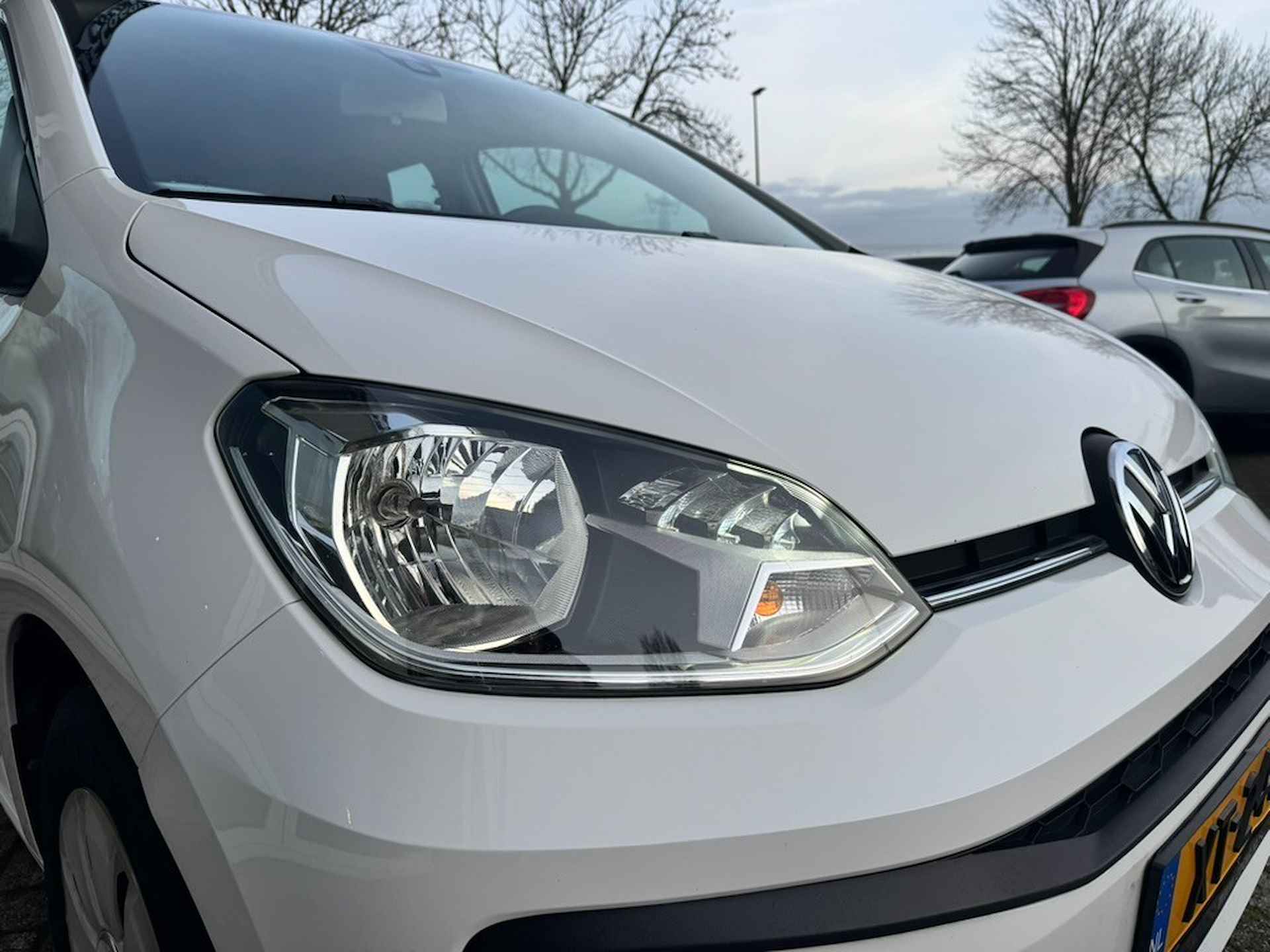 VOLKSWAGEN Up 1.0 BMT MOVE UP! ALL IN PRIJS 12 MAANDEN BOVAG GARANTIE - 4/19