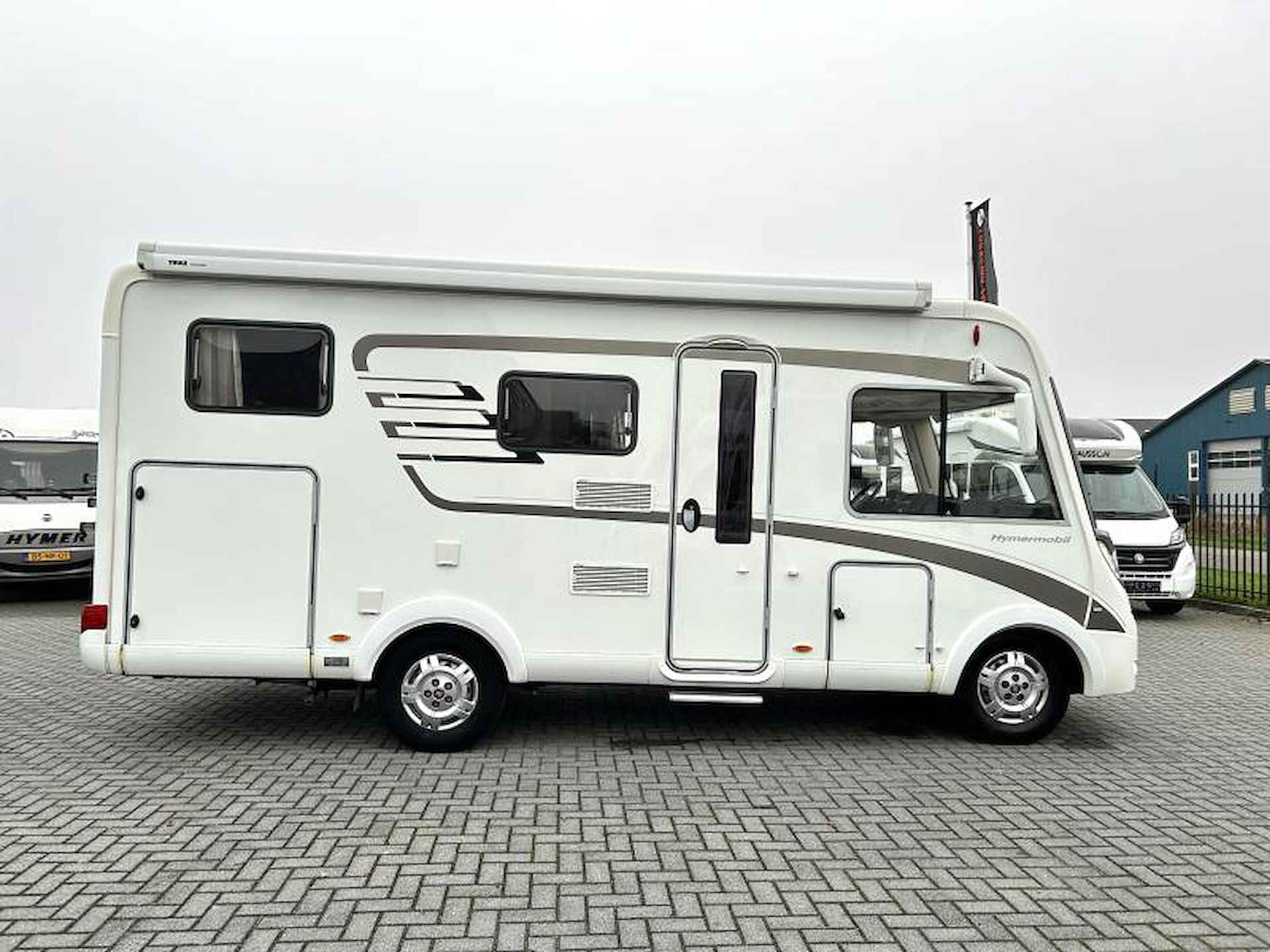 Hymer B514  vastbed/6.50m/NL-geleverd - 22/24