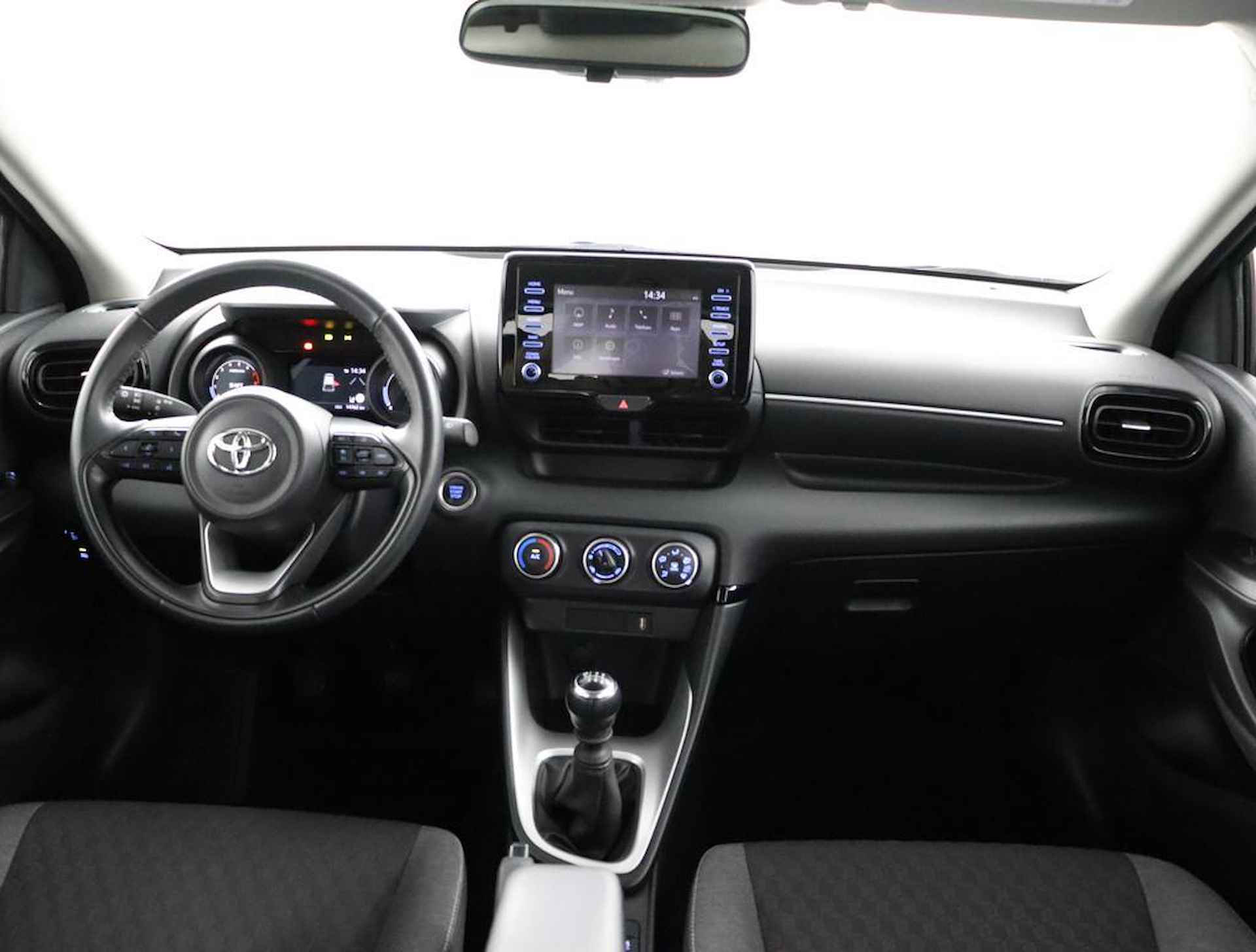 Toyota Yaris 1.5 VVT-i Dynamic | Apple Carplay & Android auto | Navigatie | - 4/48