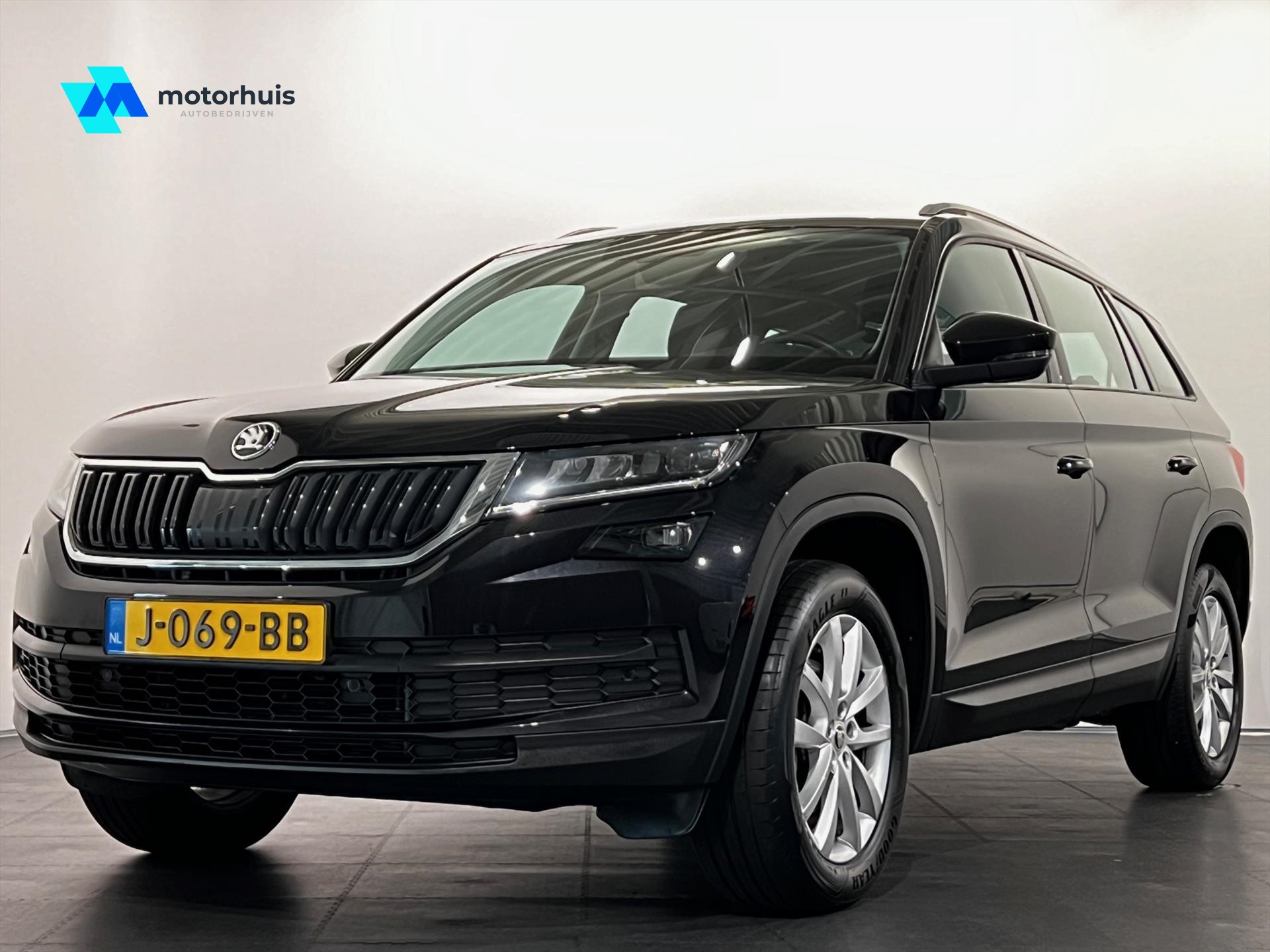 Skoda Kodiaq 1.5 TSI 150PK BUSINESS EDITION 7 ZITS NAVI CAMERA KEYLESS WINTERPACK NAP