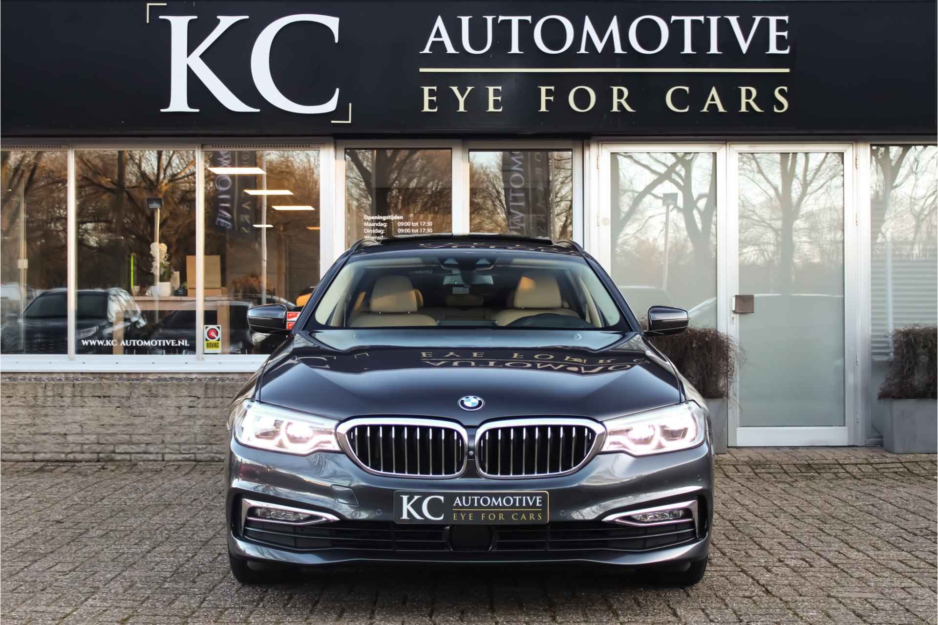 BMW 5 Serie Touring 540i xDrive High Ex. Pano | HuD | Adap. Cruise - 9/35