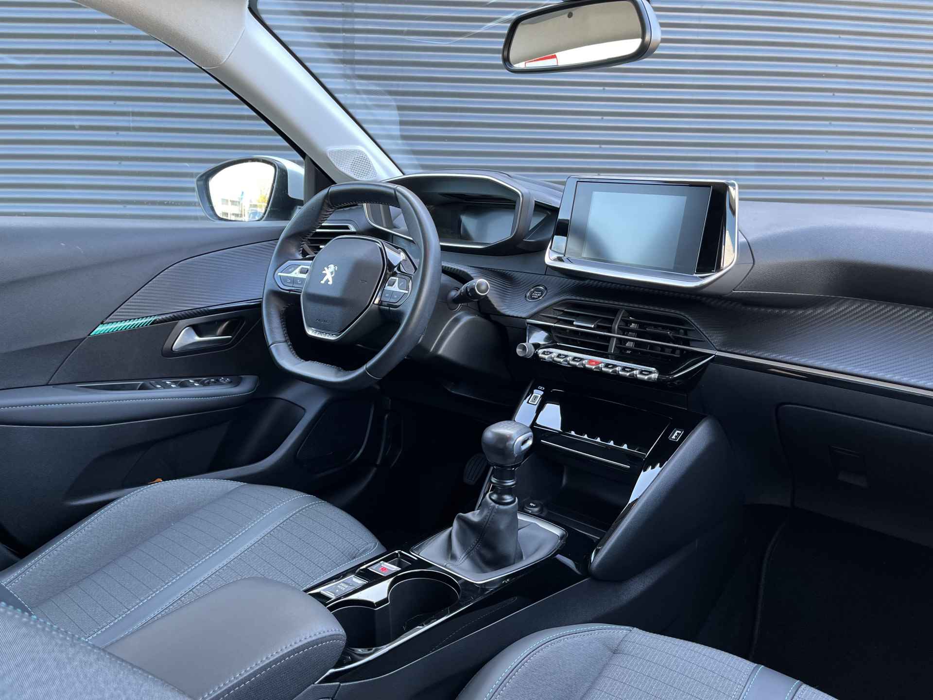 Peugeot 208 1.2 PureTech Allure | Parkeercamera | Navigatie | Climate Control - 14/36