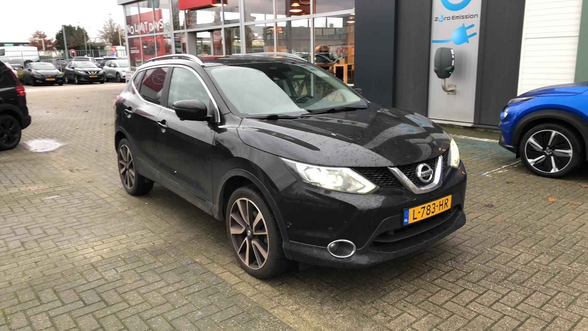 Nissan Qashqai 1.2 N-Connecta - 3/17