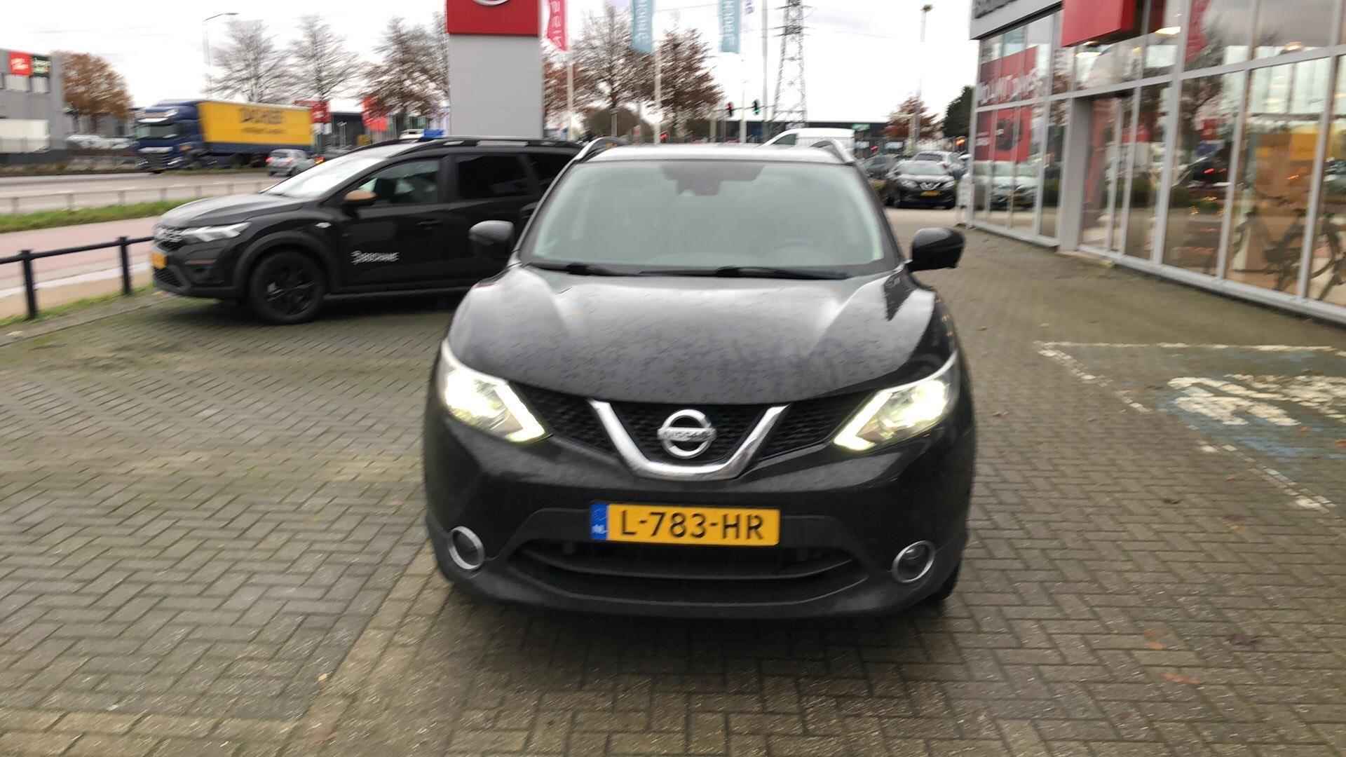 Nissan Qashqai 1.2 N-Connecta - 7/17