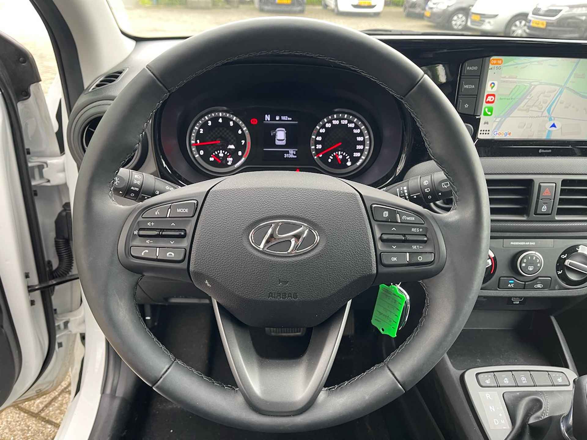 Hyundai i10 1.0 Comfort 5-zits Automaat, Carplay, Stoel en stuurverwarming - 19/23