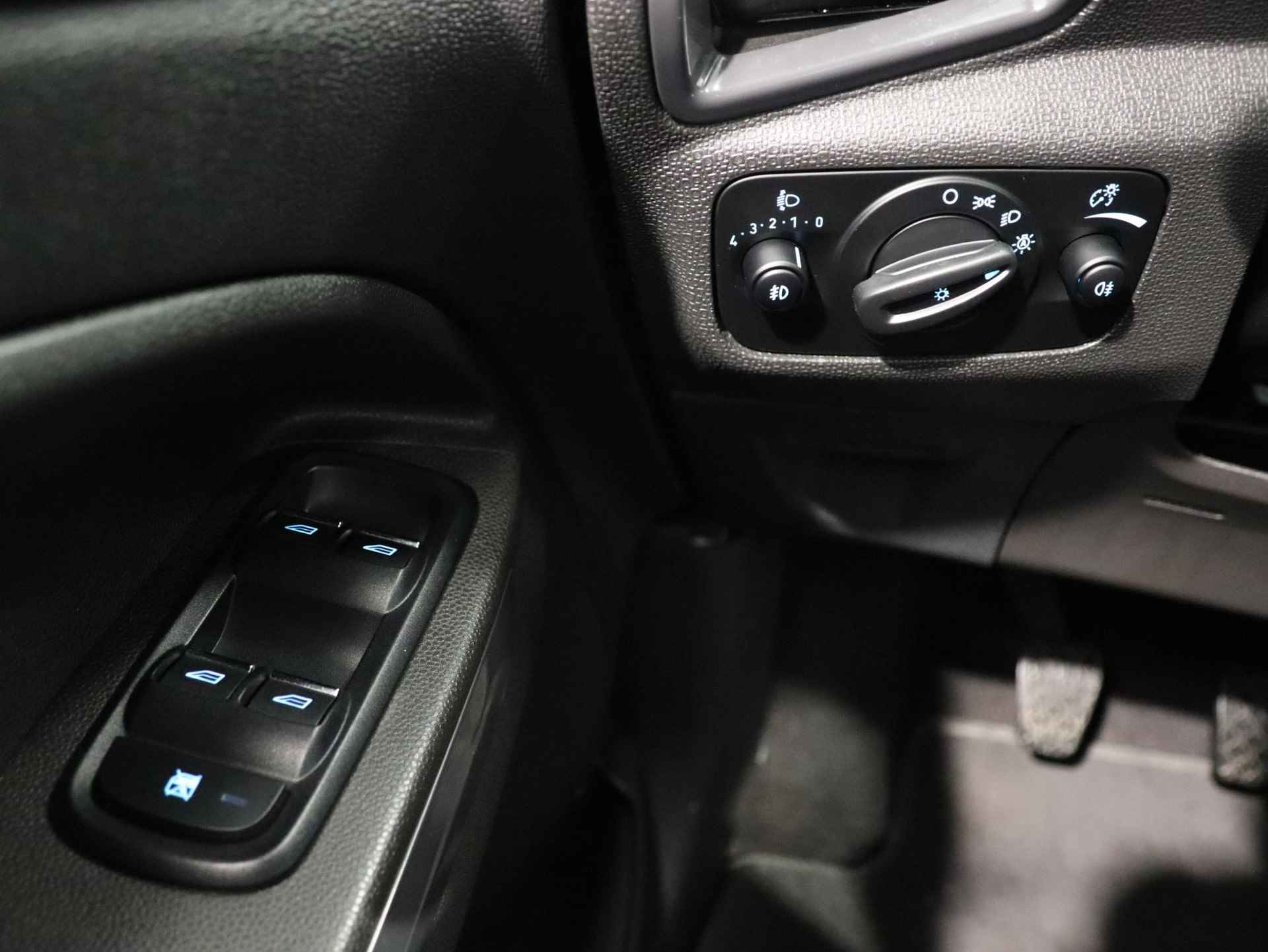 Ford EcoSport 1.0 EcoBoost Titanium | Keyless | Camera | Cruise Control | Verwarmbare Voorruit | Stoelverwarming - 19/33