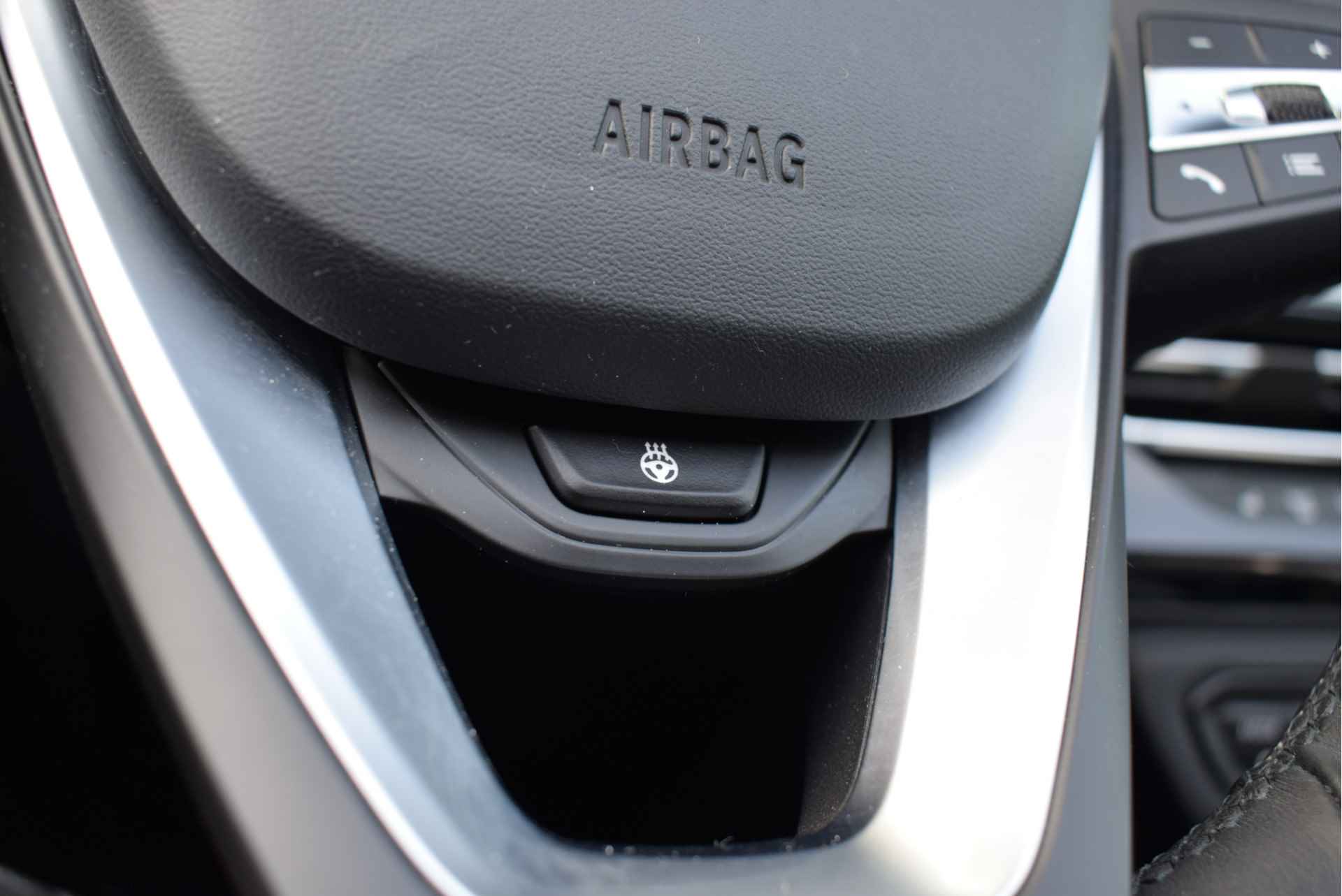 BMW Z4 Roadster sDrive20i High Executive Automaat / Adaptieve LED / Comfort Access / Stoelverwarming / Live Cockpit Professional / Verwarmd stuurwiel / Cruise Control - 20/28