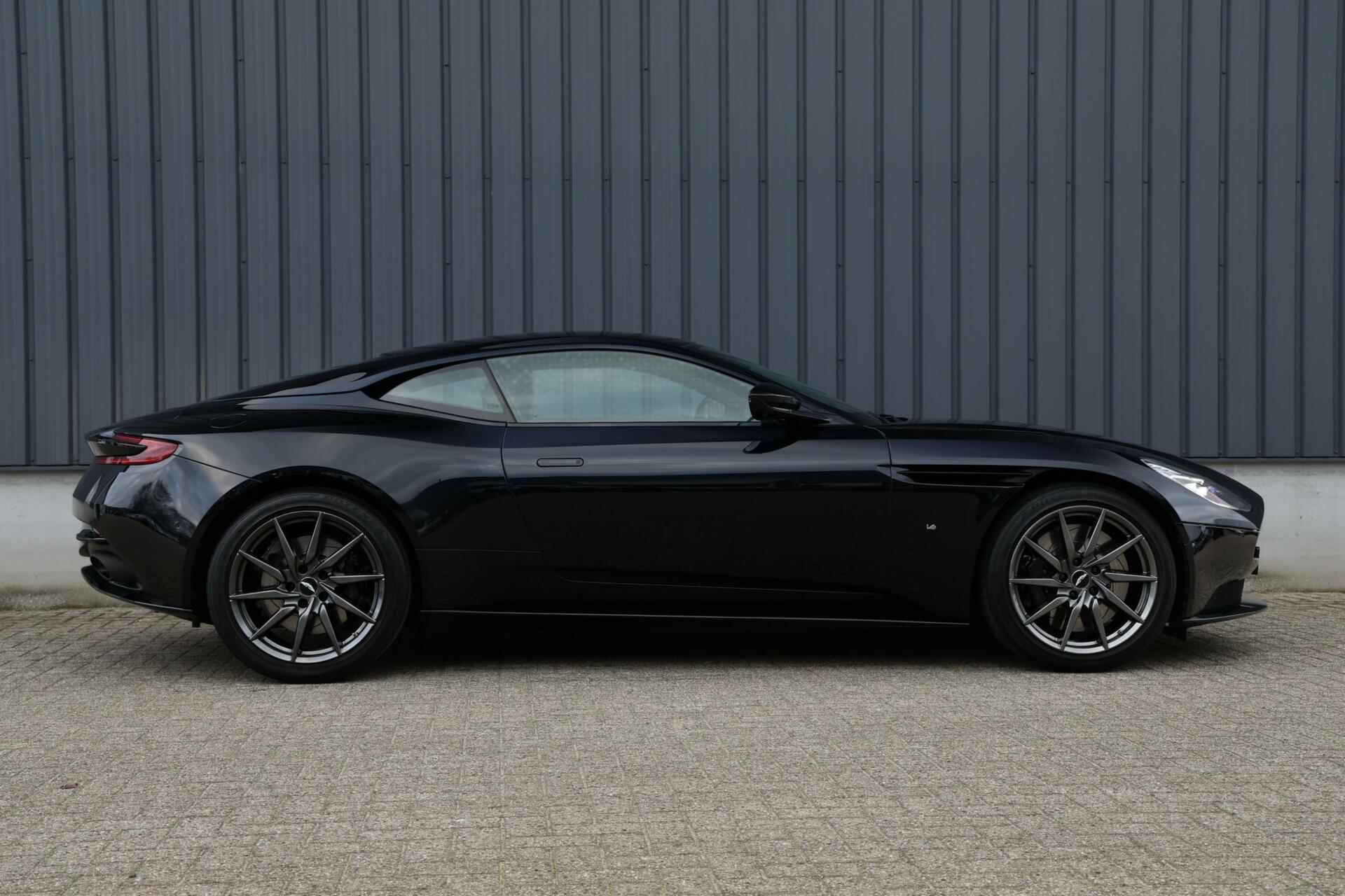 Aston Martin DB11 5.2 V12|B&O|NL-auto|360*|forged carbon - 11/56