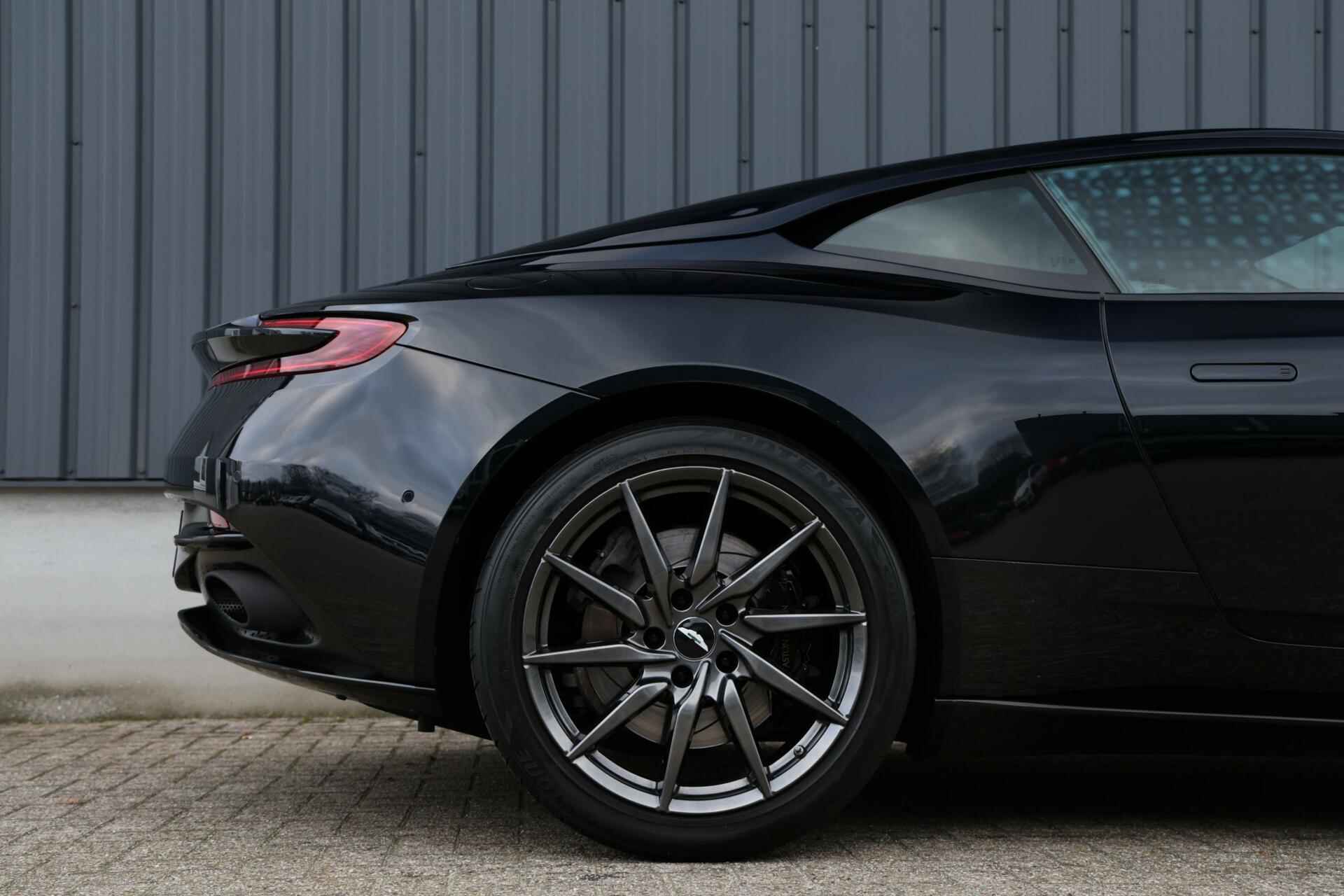 Aston Martin DB11 5.2 V12|B&O|NL-auto|360*|forged carbon - 12/56