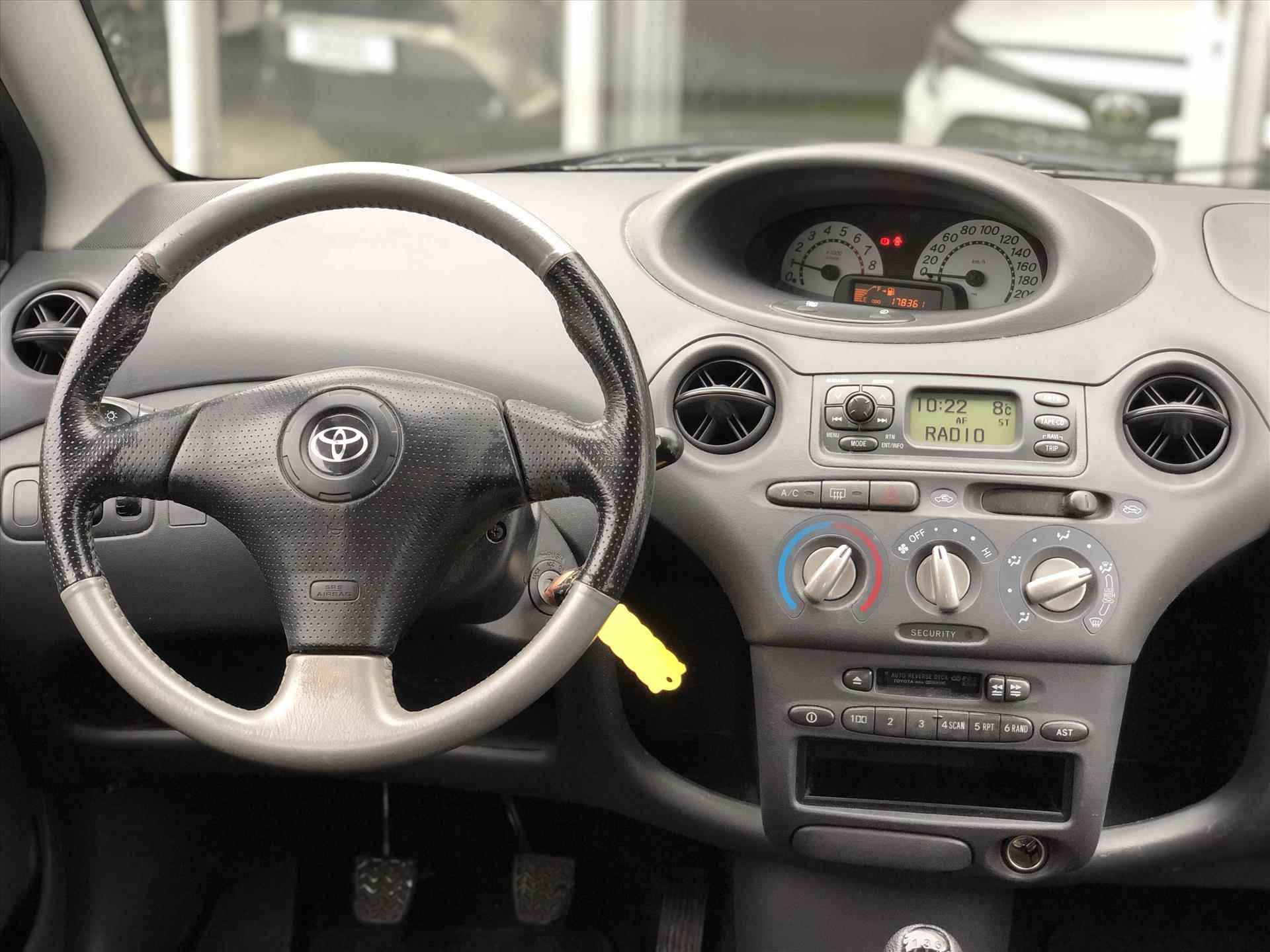 Toyota Yaris 1.5 VVTI 5DR T Sport | 2e eigenaar, Airconditioning, Lichtmetalen velgen, Elektrische ramen, Radio/CD-Speler - 13/27