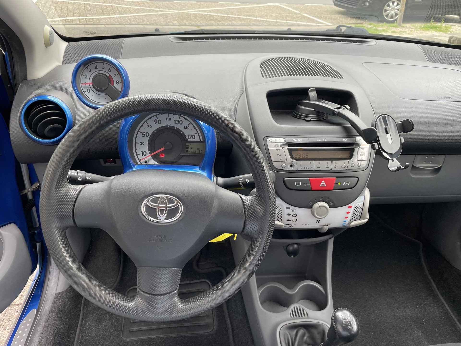 Toyota Aygo 1.0-12V Dynamic Blue - 7/16