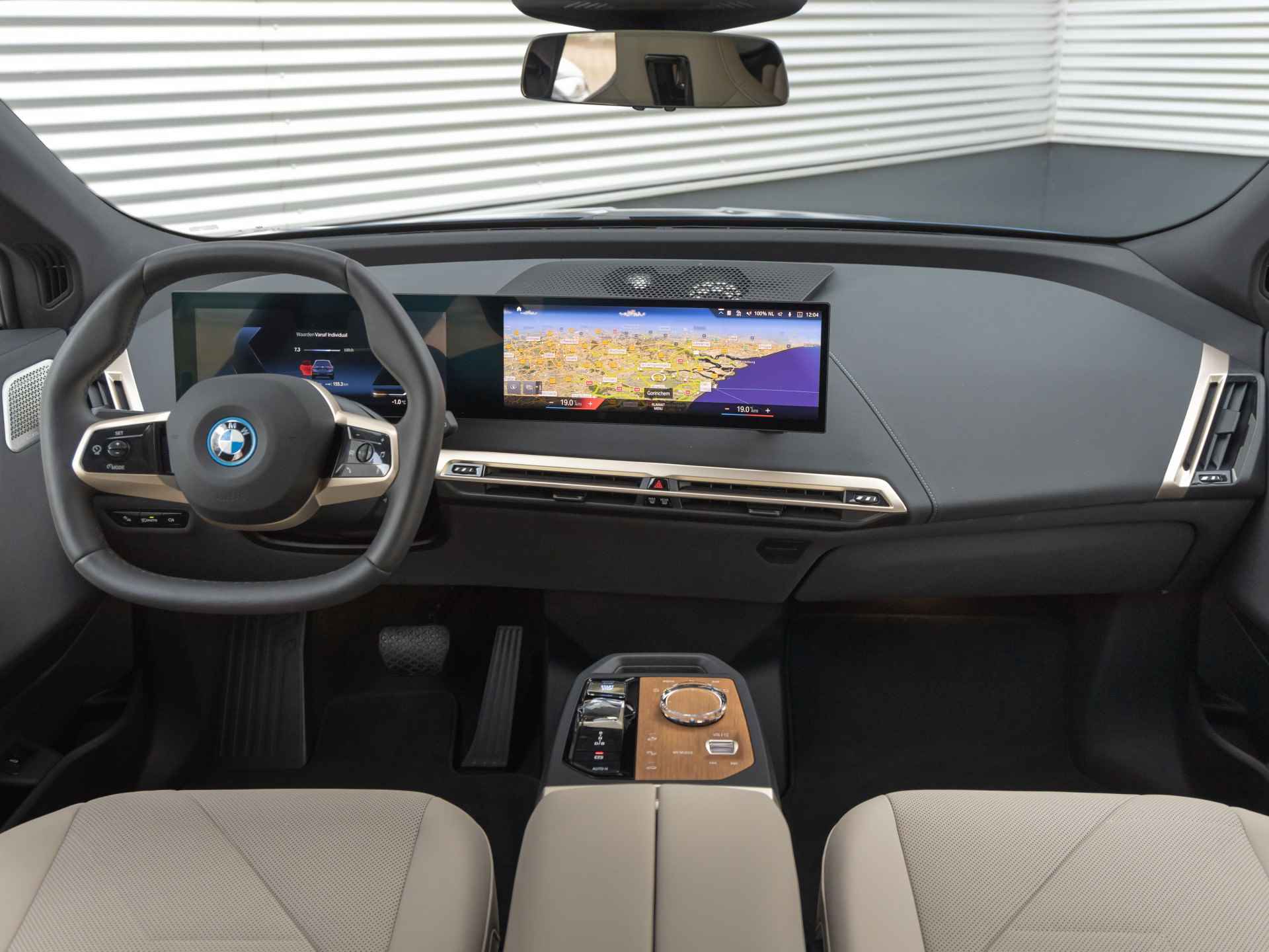 BMW iX xDrive50 - Adaptive Air - Active Steering - Bowers & Wilkins - 15/40