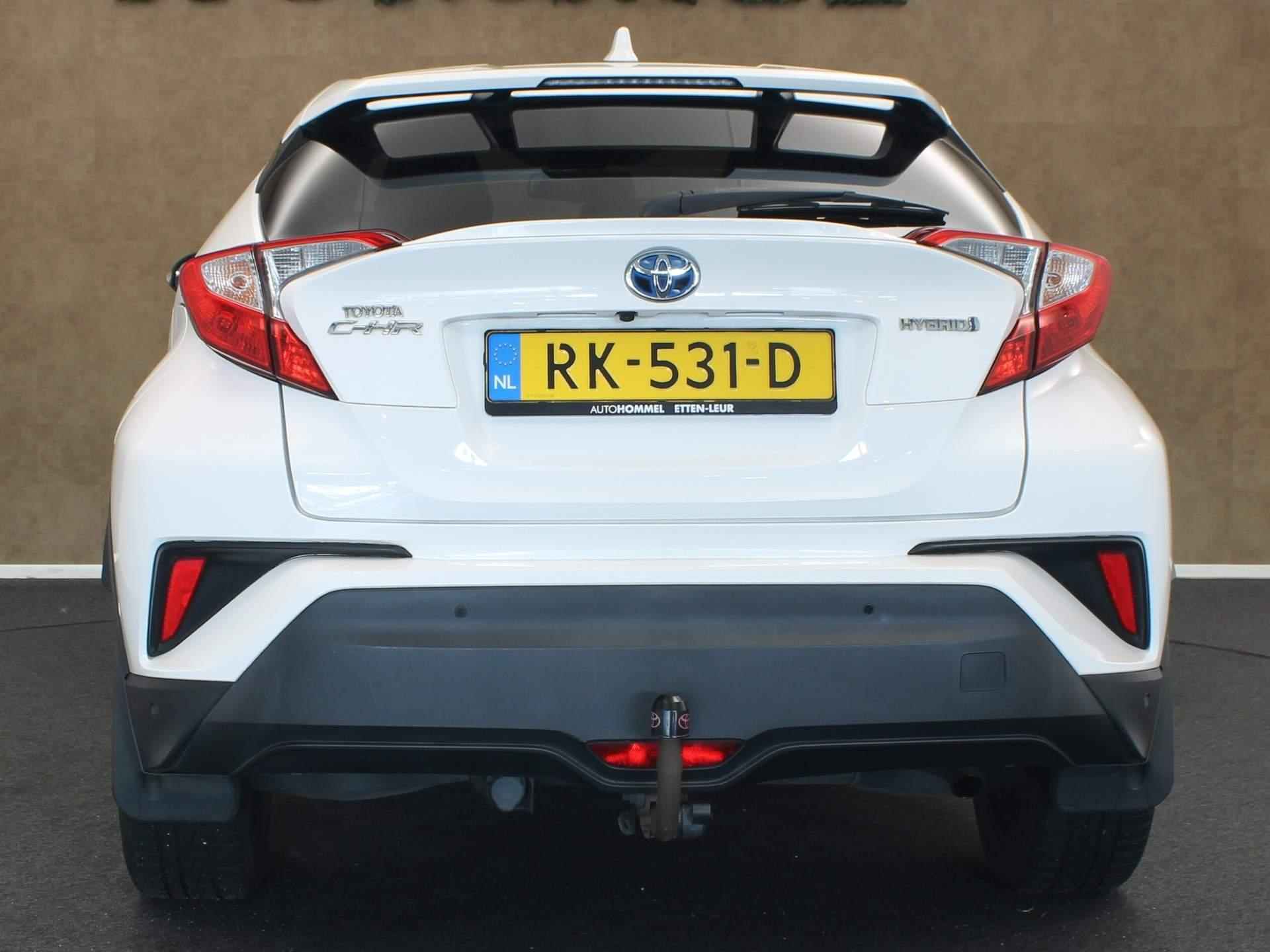 Toyota C-HR 1.8 Hybrid Style - ORIGINEEL NEDERLANDSE AUTO - AFNEEMBARE TREKHAAK - TREKGEWICHT 725 KG - NAVIGATIE - JBL AUDIO - VOORSTOELEN VERWARMD - DODEHOEK DETECTIE - PARKEERASSISTENT - KEYLESS ENTRY/ START - VOLLEDIGE ONDERHOUDSHISTORIE - 7/38