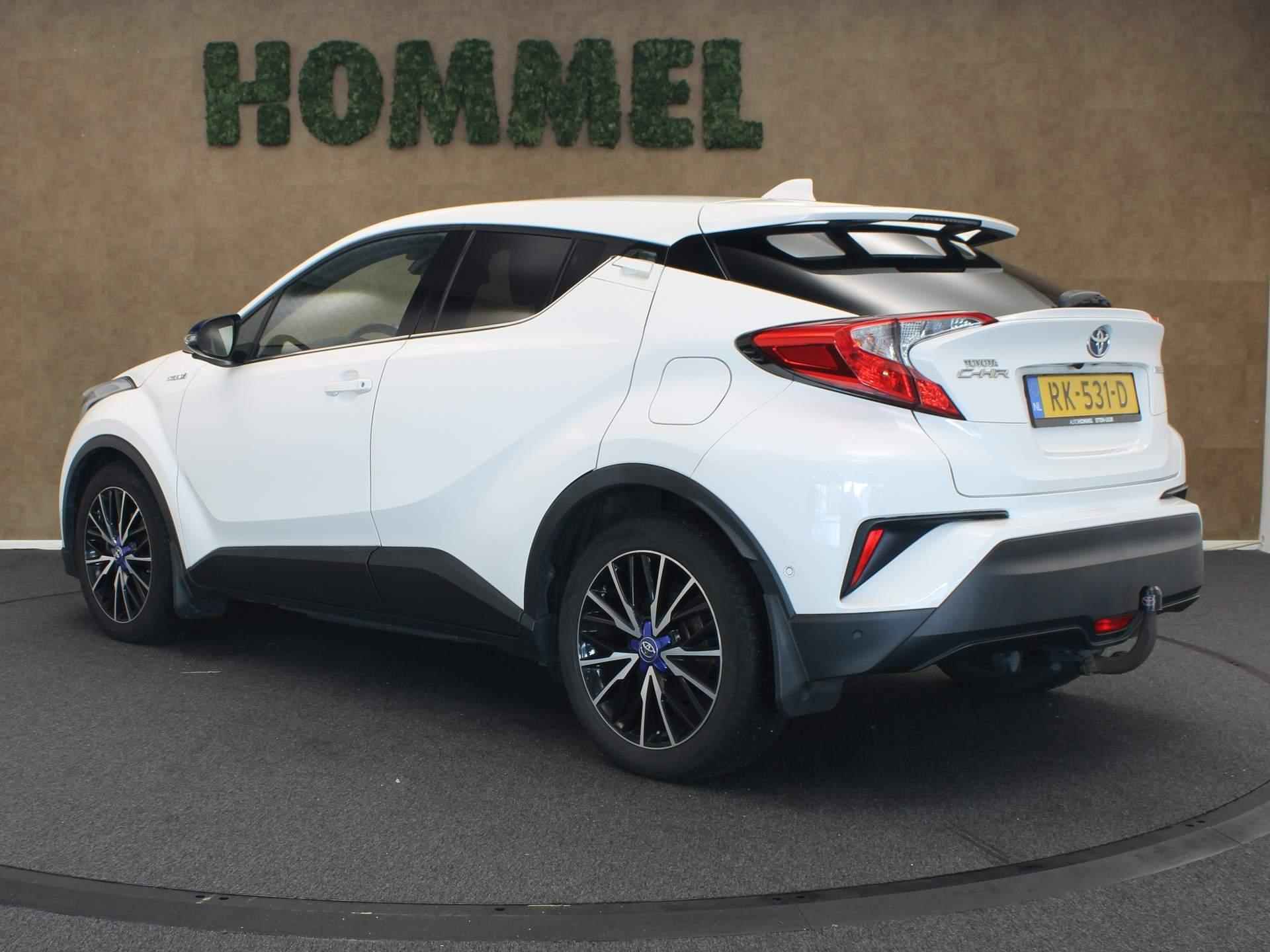 Toyota C-HR 1.8 Hybrid Style - ORIGINEEL NEDERLANDSE AUTO - AFNEEMBARE TREKHAAK - TREKGEWICHT 725 KG - NAVIGATIE - JBL AUDIO - VOORSTOELEN VERWARMD - DODEHOEK DETECTIE - PARKEERASSISTENT - KEYLESS ENTRY/ START - VOLLEDIGE ONDERHOUDSHISTORIE - 11/38