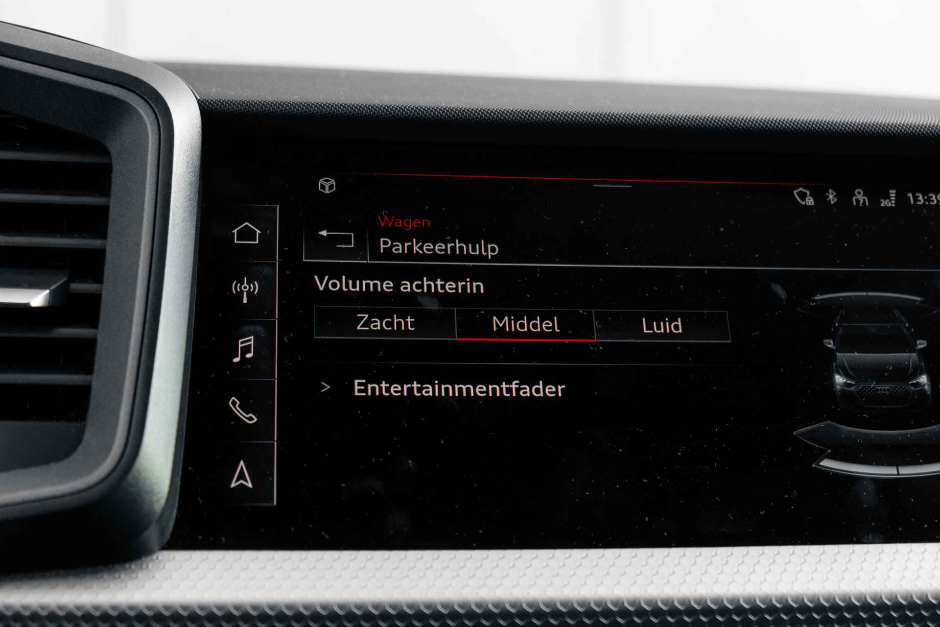 Audi A1 Sportback 30 TFSI S-tronic 7 S edition | Multifunctioneel lederen stuur | Apple Carplay / Android Auto | Climatronic | 17'' LM B - 47/48