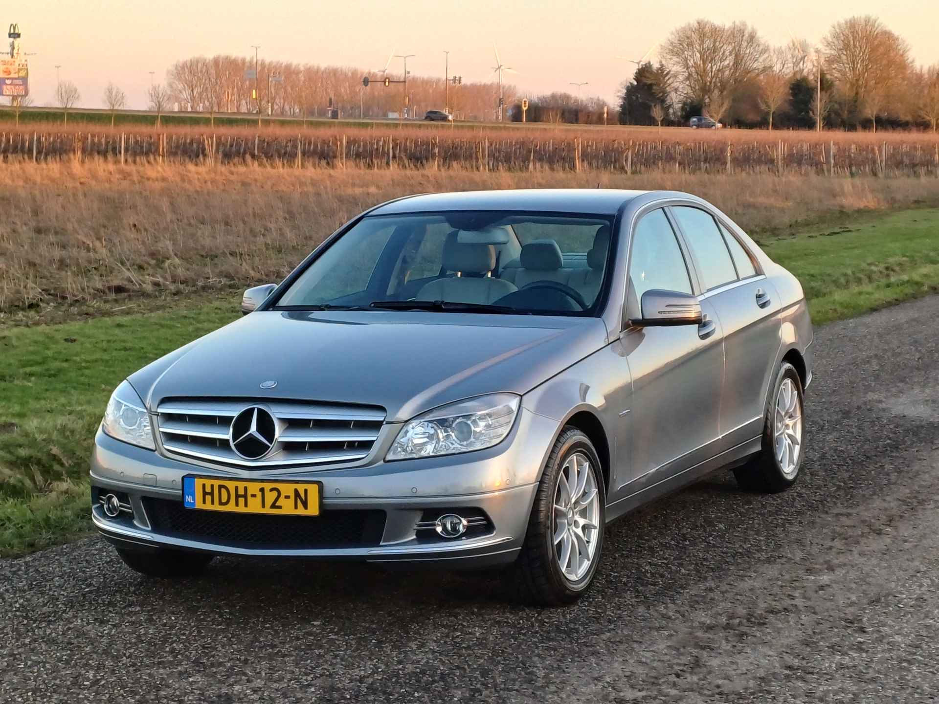 Mercedes-Benz C-Klasse 180 K BlueEFFICIENCY Business Class Avantgarde /Chique uitstraling/Lage km/Trekh./Hout/Stoelverw./ - 4/42