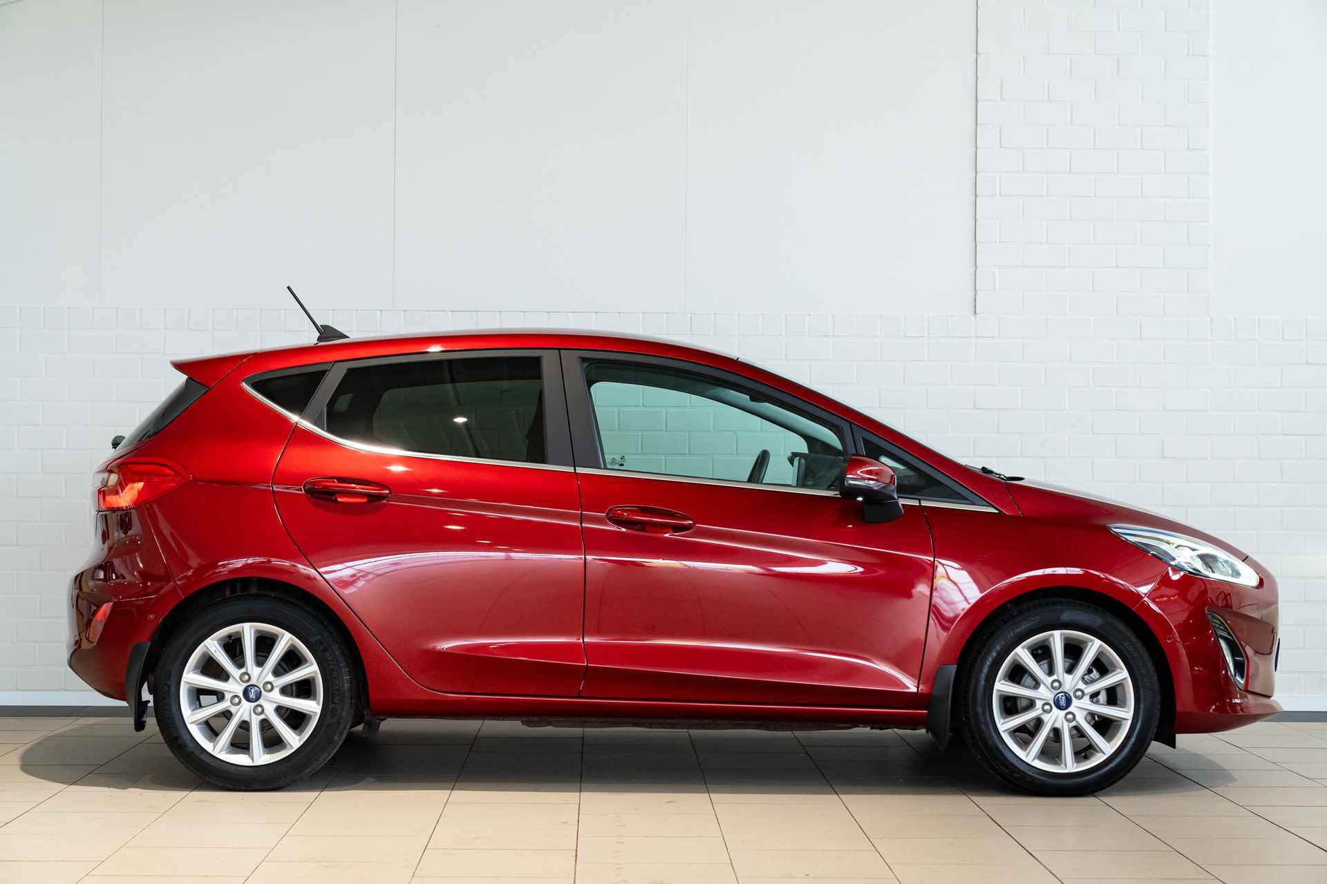 Ford Fiesta 1.0 EcoBoost Titanium - 6/35