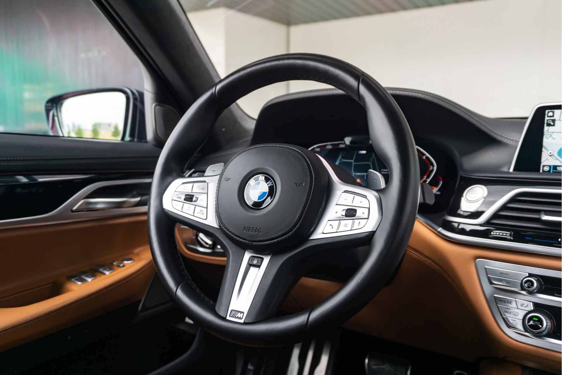 BMW 7 Serie Sedan 750i xDrive High Executive M Sportpakket 21 inch Individual velgen / BMW Head-Up Display / Elektrisch glazen schuif-/kanteldak / Stoelventilatie, voorstoelen - 18/64