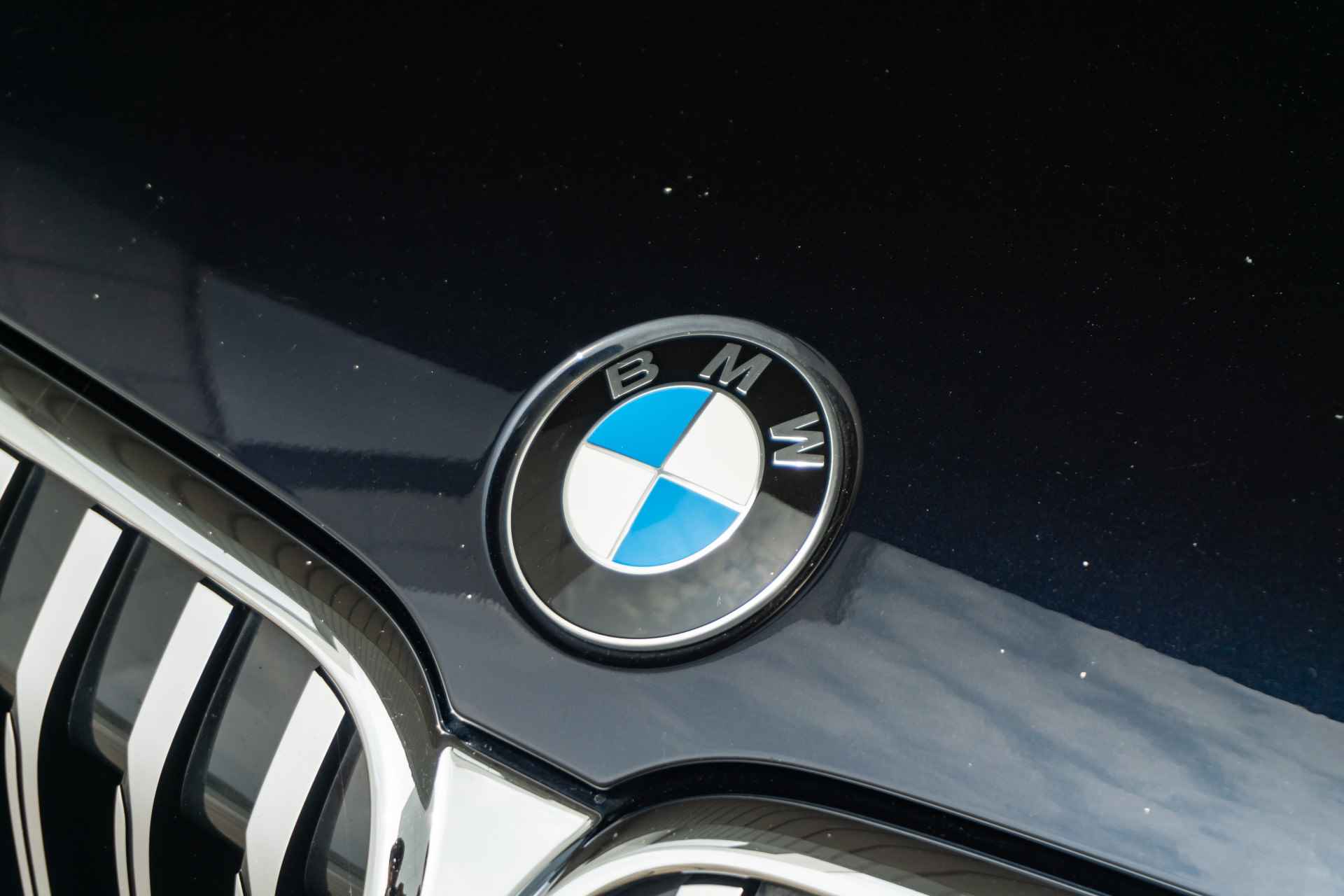 BMW 7 Serie Sedan 750i xDrive High Executive M Sportpakket 21 inch Individual velgen / BMW Head-Up Display / Elektrisch glazen schuif-/kanteldak / Stoelventilatie, voorstoelen - 54/64