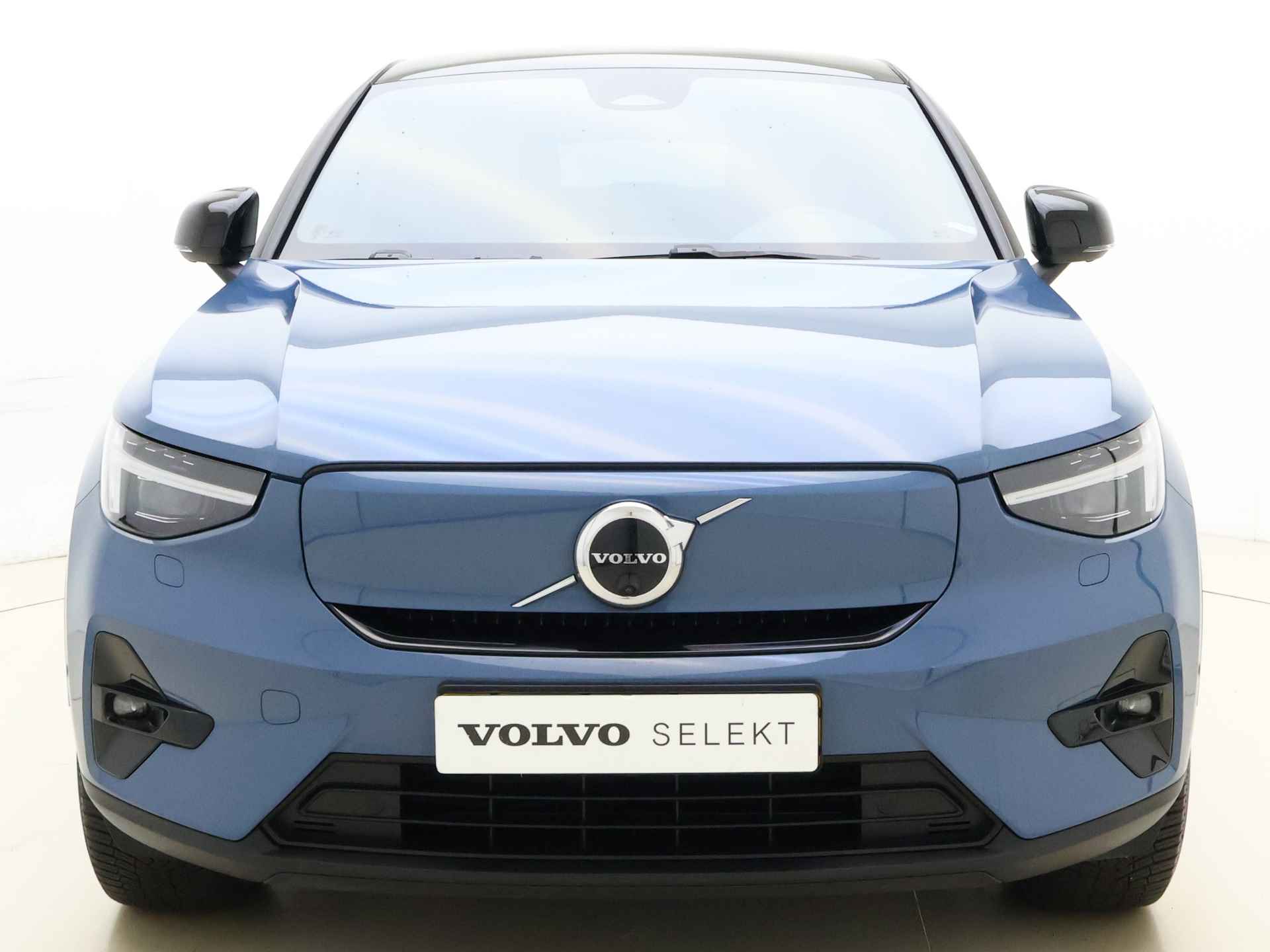 Volvo C40 Recharge Twin Intro Edition 78 kWh | Key Less | 20 inch LM | Park assist Camera | Pano Dak | Draadloos opladen - 3/42