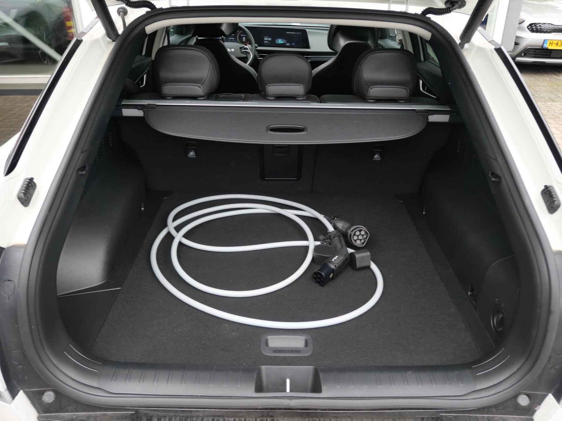 Kia EV6 Plus Advanced 77.4 kWh | Schuif-/kanteldak | Navi | Clima | Adapt. Cruise | Carplay | 20'' LM | Stoelverwarming en Verkoeling - 12/16