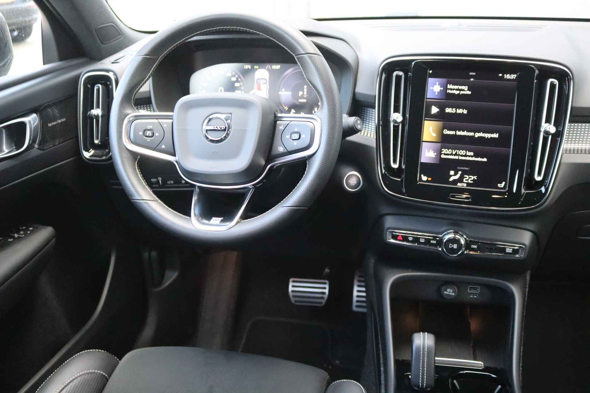 Volvo XC40 1.5 T5 Recharge R-Design Navigatie/Camera/Elektr.-klep/Carplay-android - 7/30