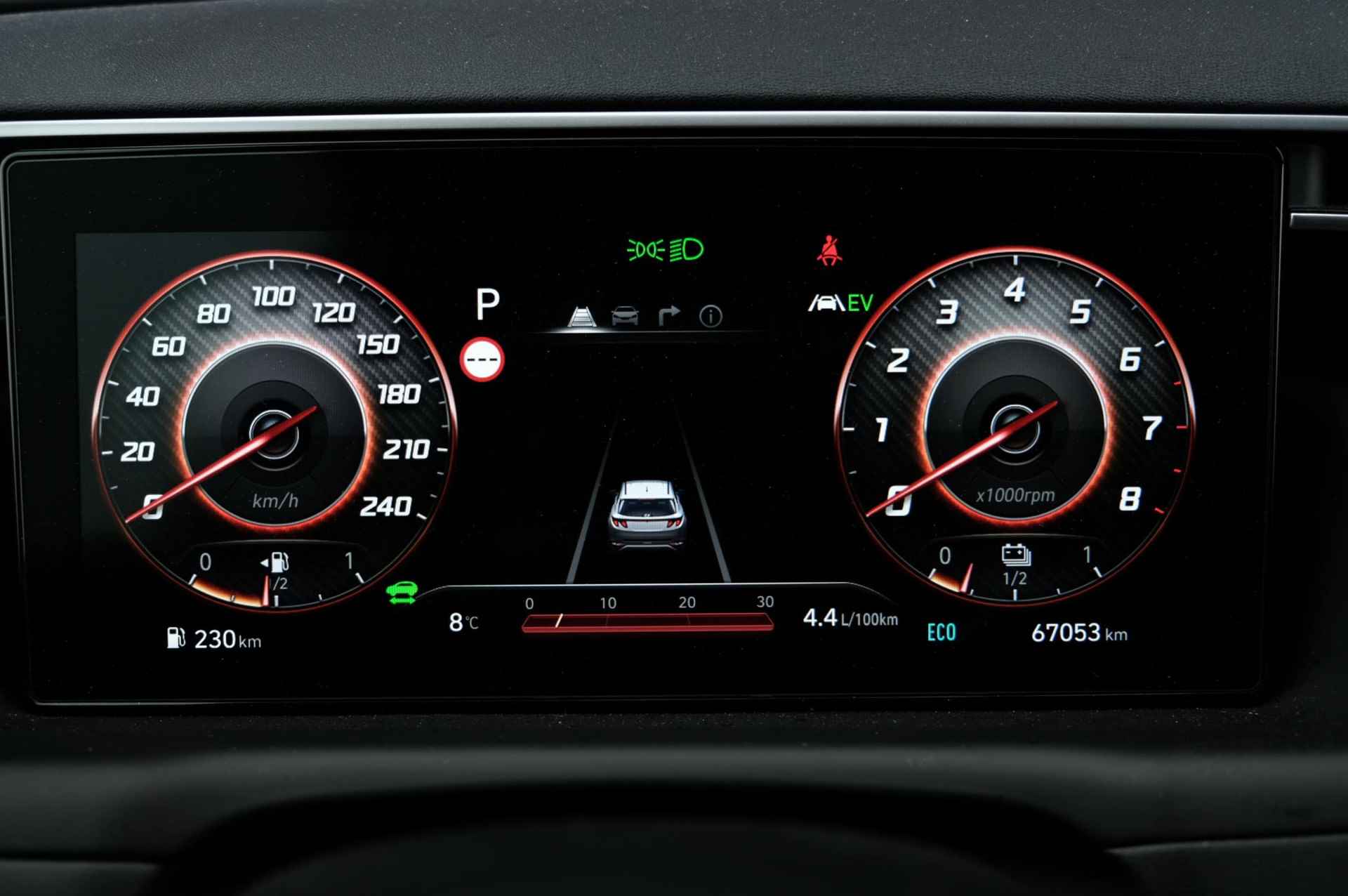 Hyundai Tucson 1.6 T-GDI PHEV Premium Sky 4WD | Automaat | Navi | Stoelverwarming/Ventilatie | Leer | Elec. Achterklep - 12/32