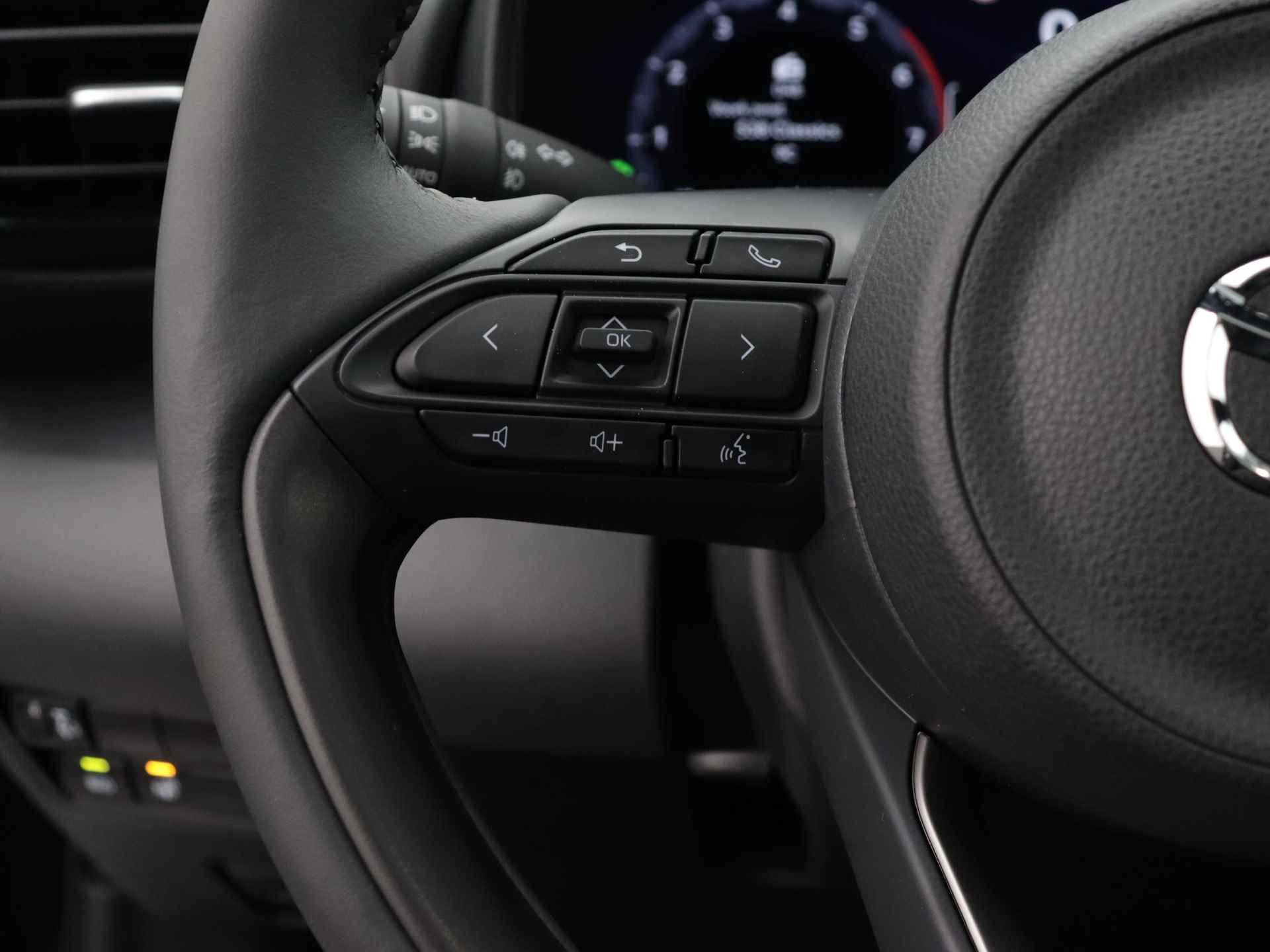 Mazda 2 Hybrid 1.5 Homura Plus | Panoramadak | Camera | Navigatie | Stoelverwarming | Parkeersensoren Voor + Achter | - 19/41