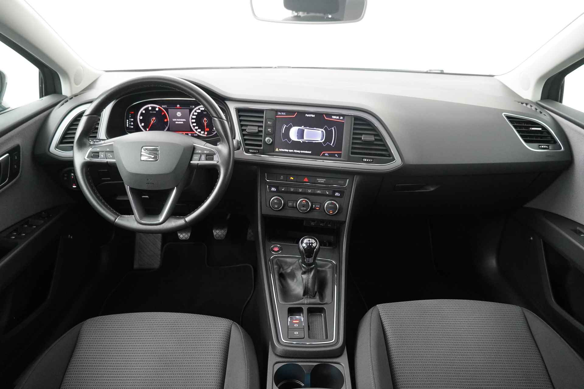 SEAT León ST BWJ 2020 / 1.0TSI 116 PK Style Ultimate Edition / / LED / Navi / Clima / Virtual Cockpit / Stoelverw. / Trekhaak / PDC / Cruise / LMV / - 12/32