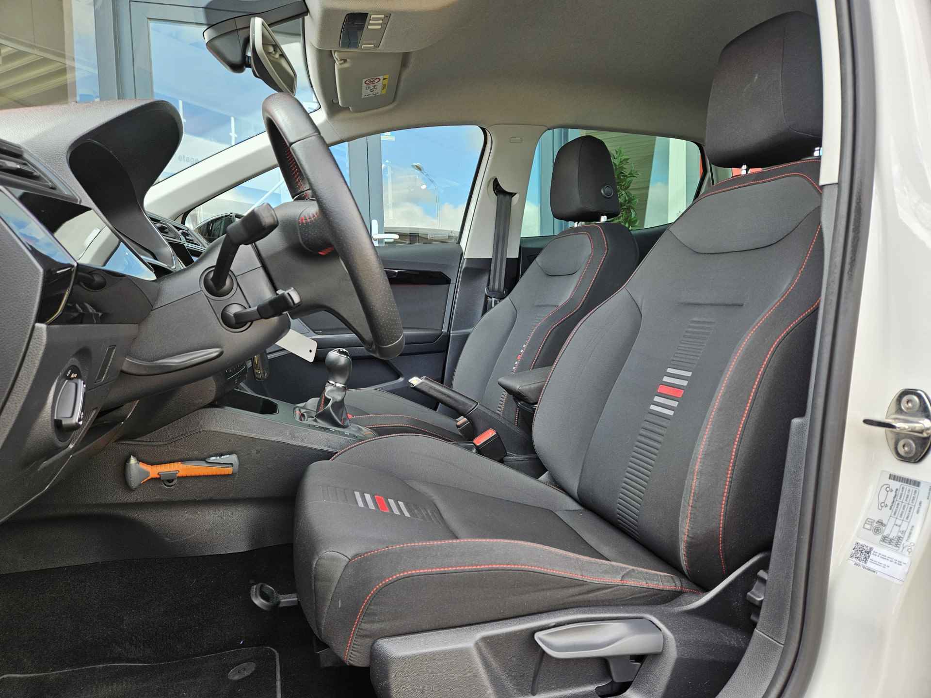 SEAT Ibiza 1.0 TSI FR Business Intense / 18'' LMV / FULL LED / STOELVERW. / - 6/32