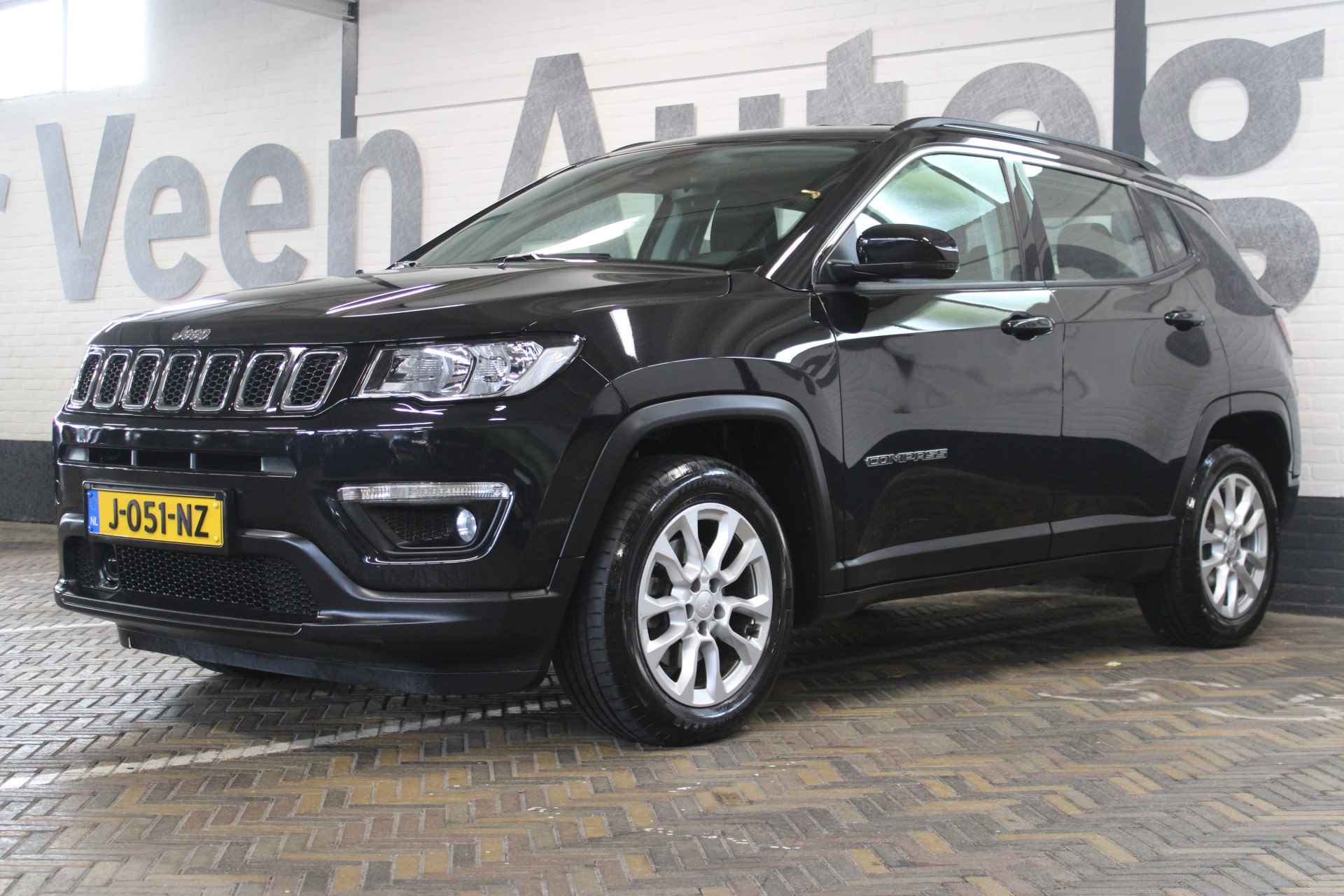 Jeep Compass 1.3T Longitude | Incl. 12 maanden garantie | 1ste eigenaar! | Dealer onderhouden | Cruise control | Climate control | Bluetooth | DAB radio | Lane assist | - 17/48